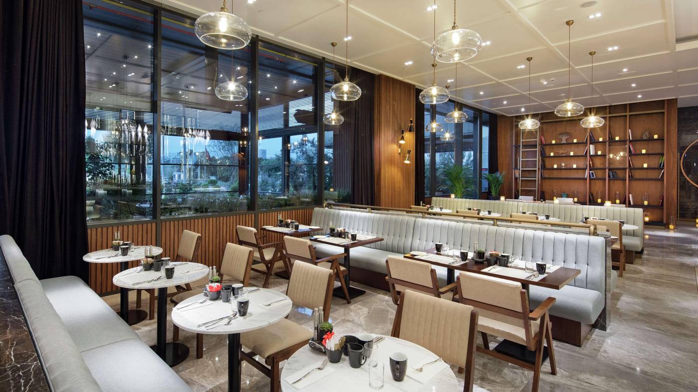 Hilton-Istanbul-Maslak-Restaurant-49