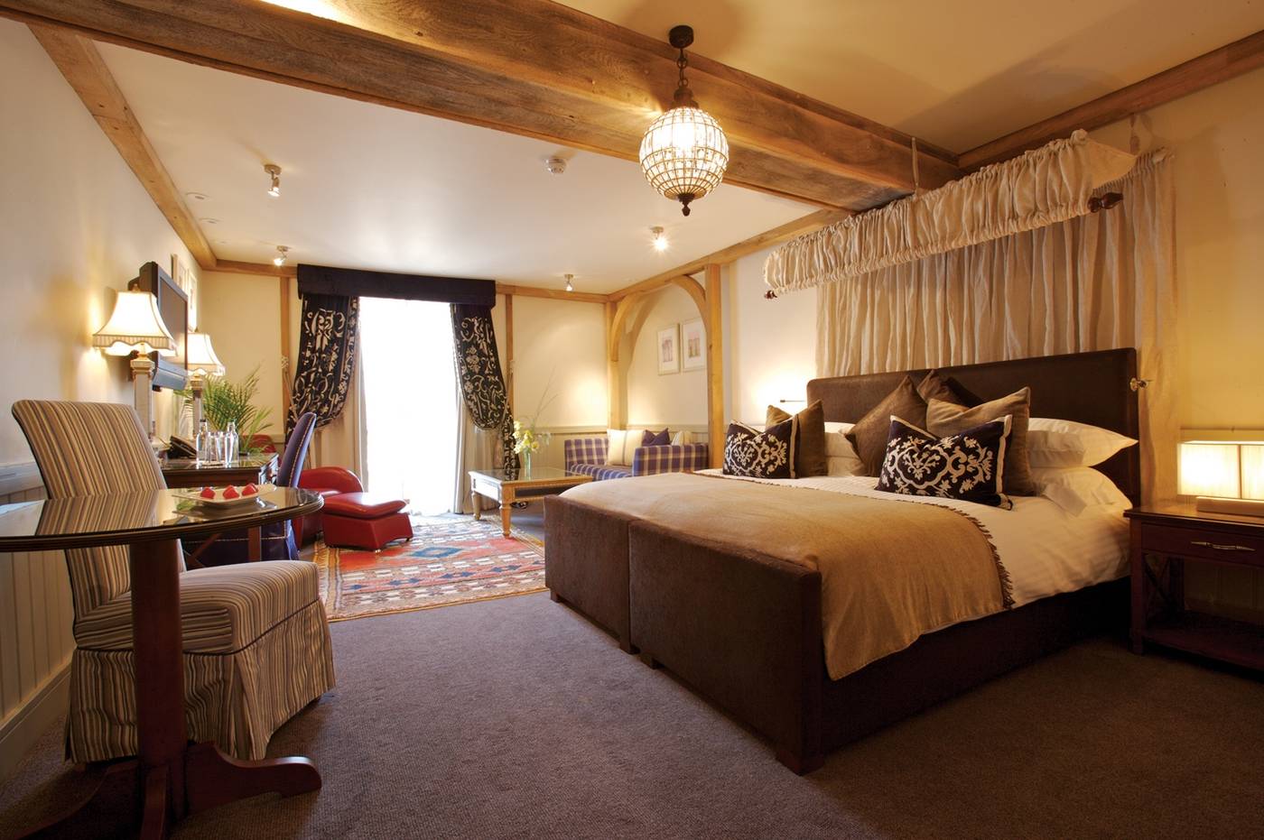 The Farmhouse-United Kingdom-SAINT SAVIOUR-Room-9