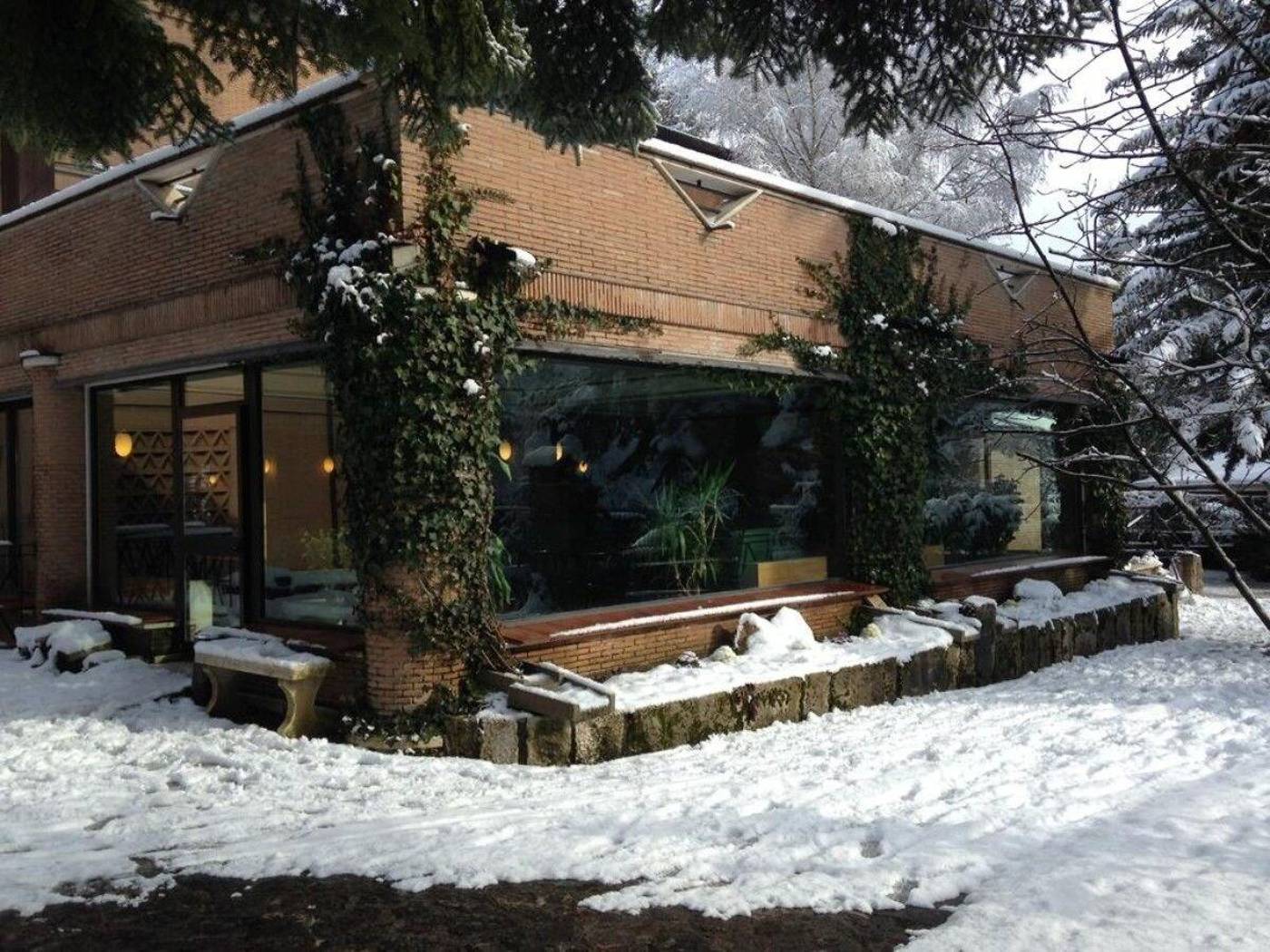 LH-Albergo-il-Picchio-General-view-25