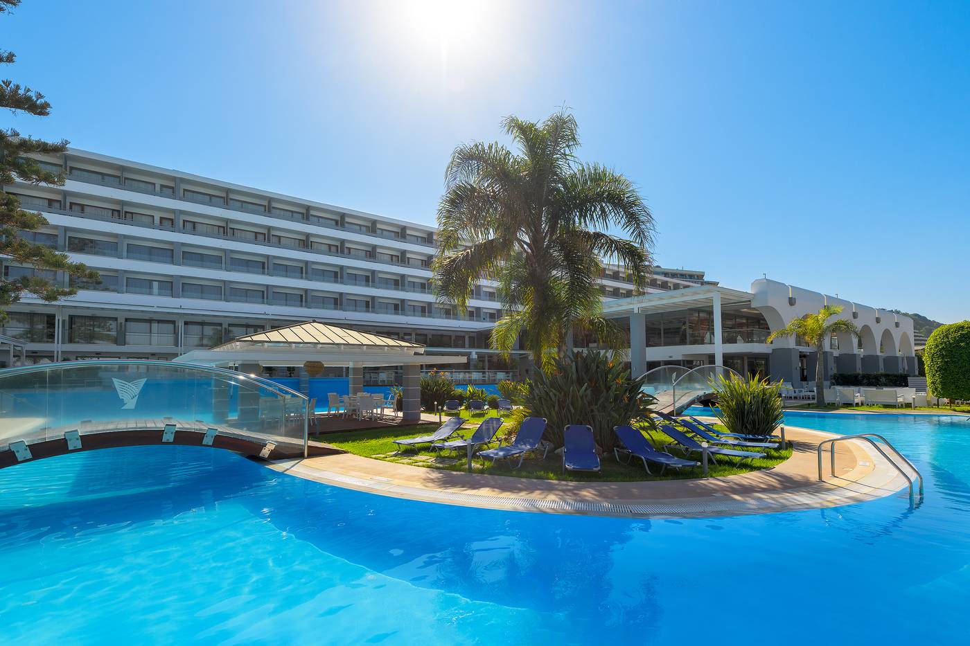 Oceanis-Beach-Hotel-Pool-5