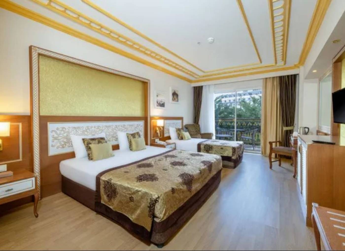 Diamond-Excellence-Resort---Spa-Room-38