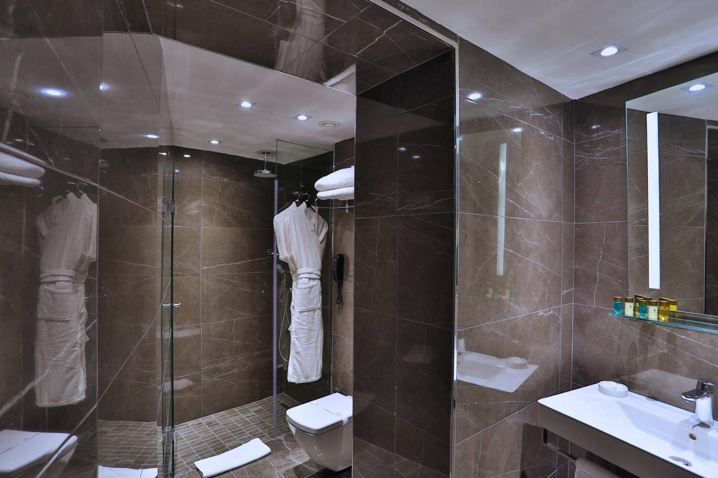 Hotel-Zurich-Istanbul-Room-34