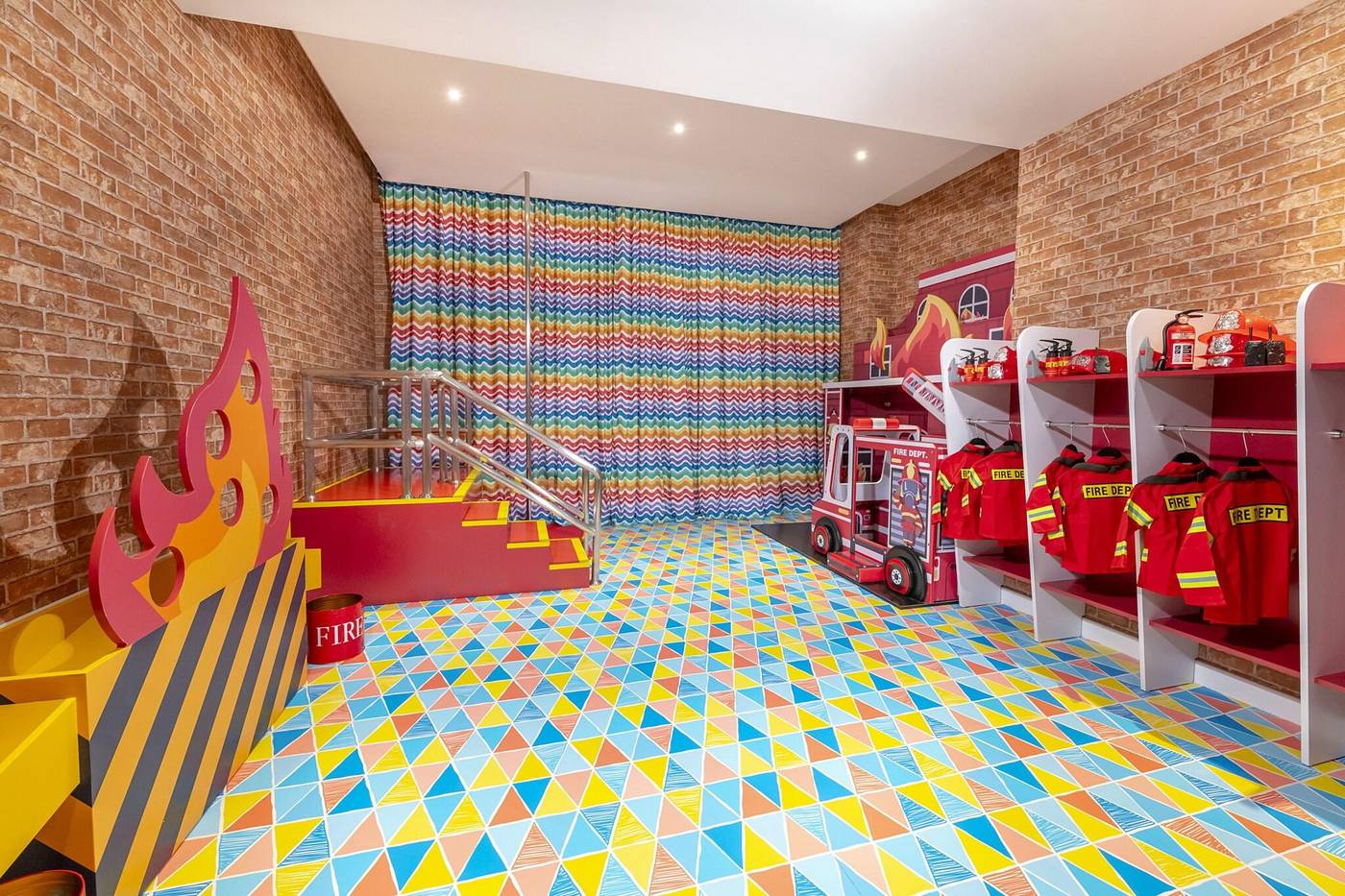 Dorsett-Tsuen-Wan-Hong-Kong-Sports-and-Entertainment-47