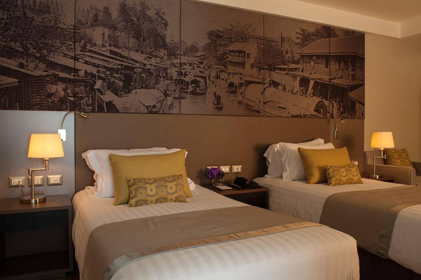 Grand-Diamond-Suites-Hotel-Room-18