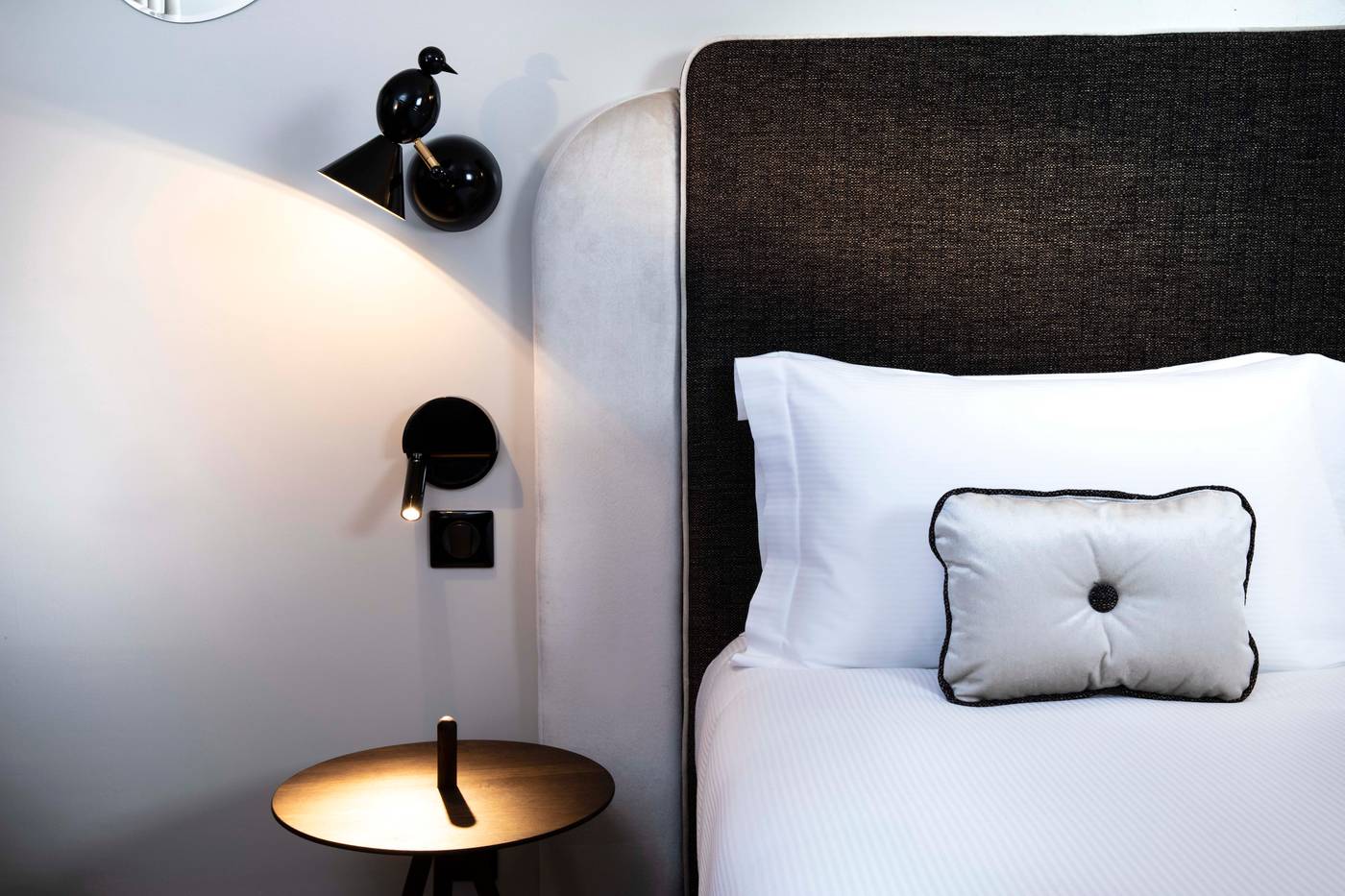 Eiffel-Saint-Charles-Room-21