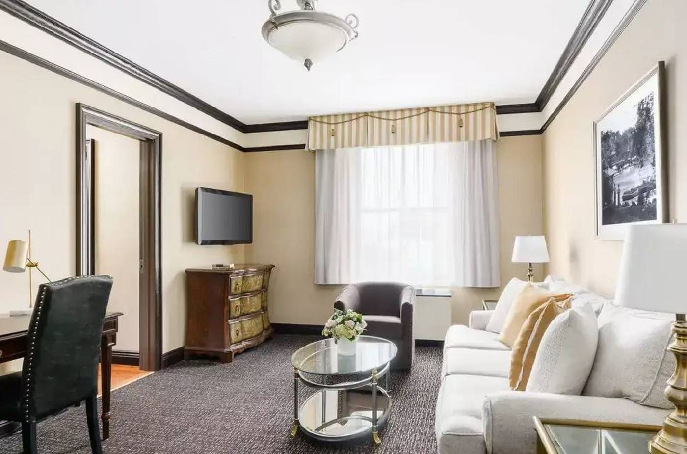 Lucerne-Hotel-Room-16