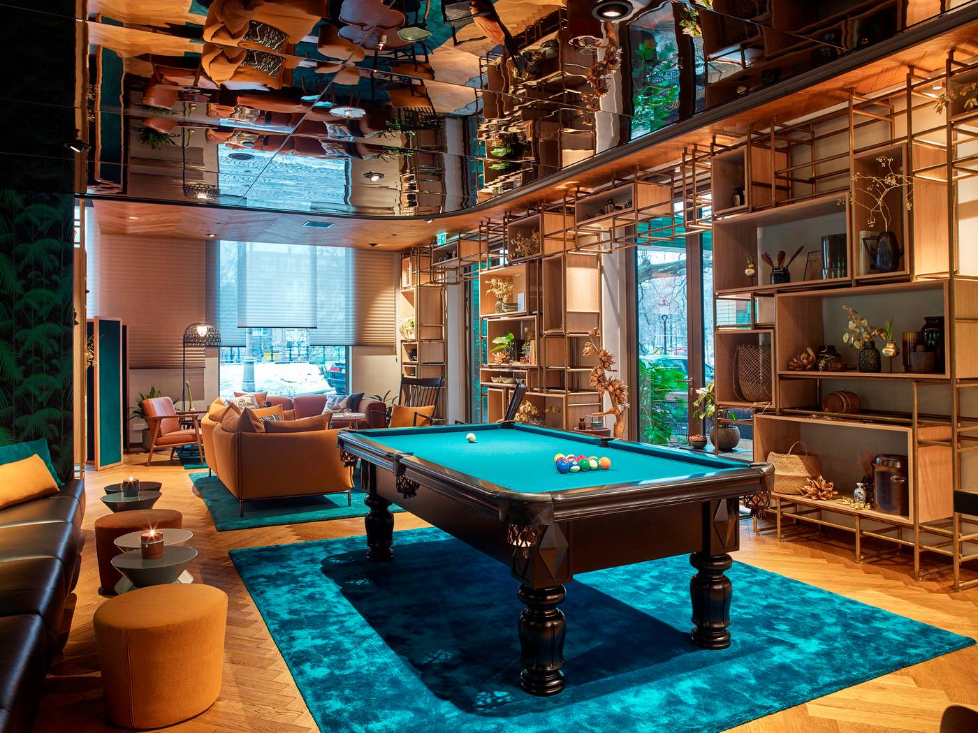 Hyatt-Regency-Amsterdam-Bar-69