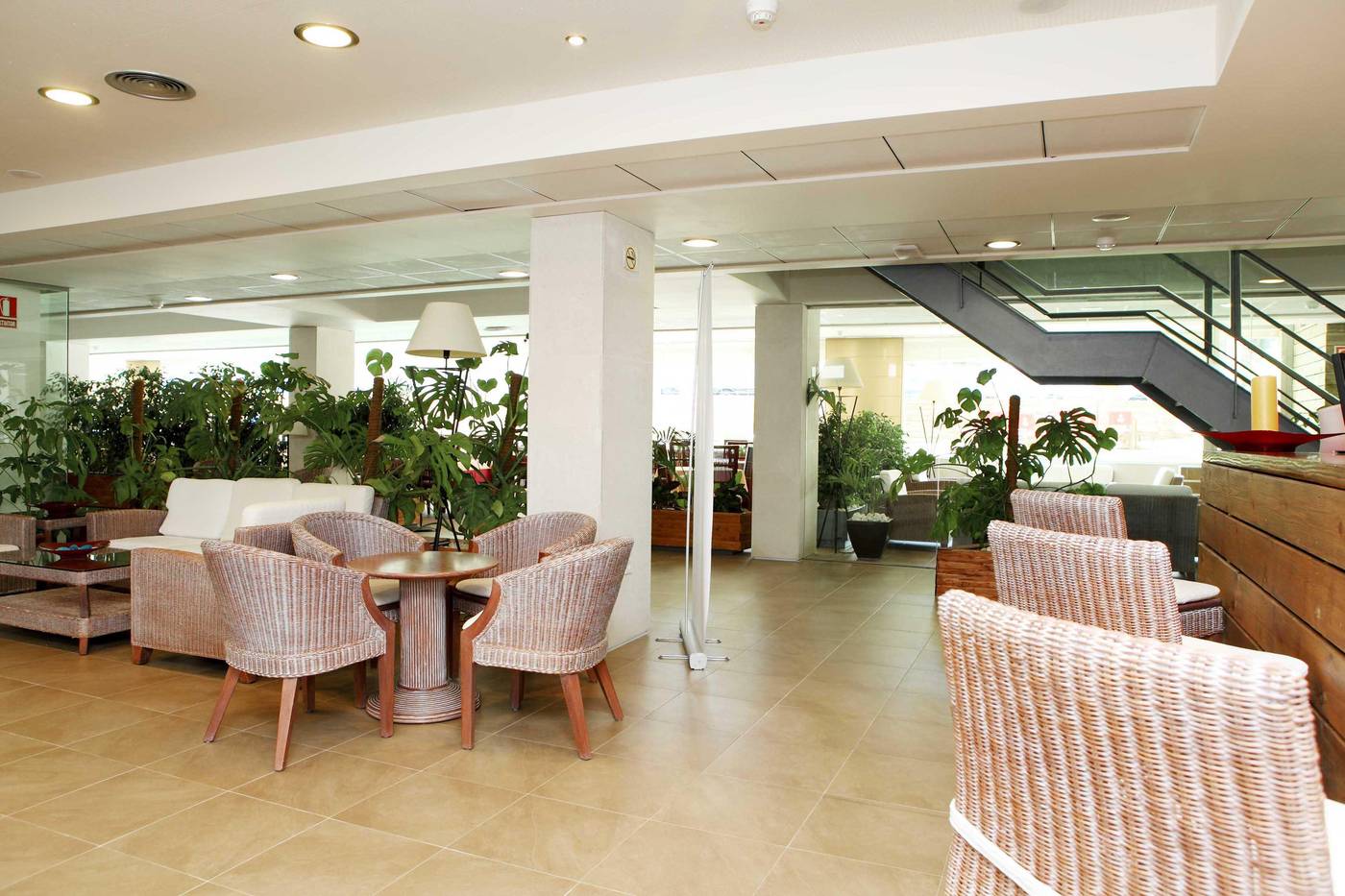 Vime-Islantilla-Lobby-18