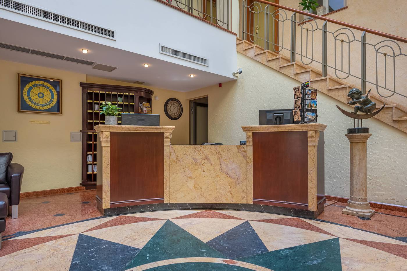 Artis Centrum Hotels-Lithuania-VILNIUS-Lobby-5