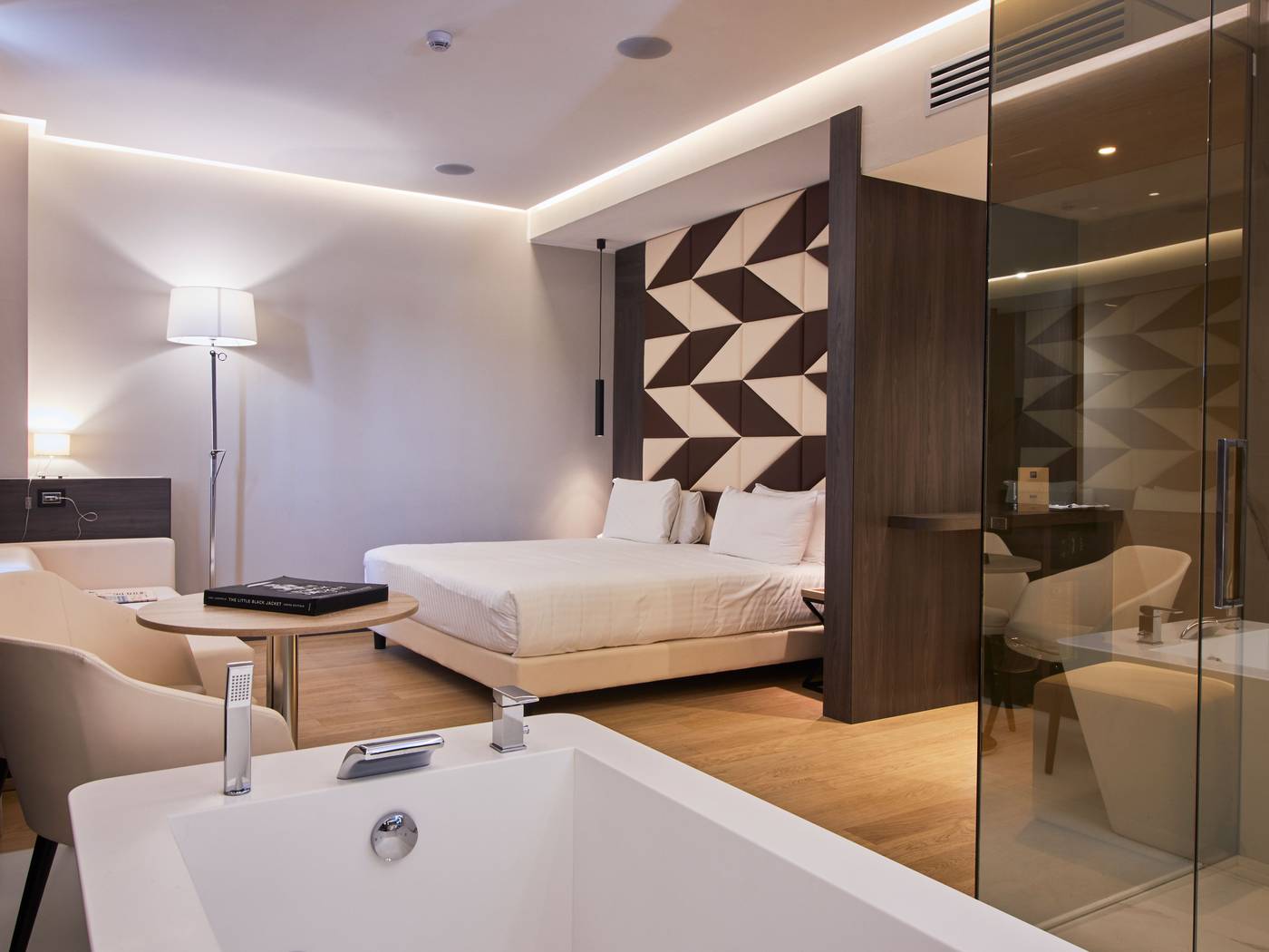 iH-Hotels-Milano-Ambasciatori-Room-15