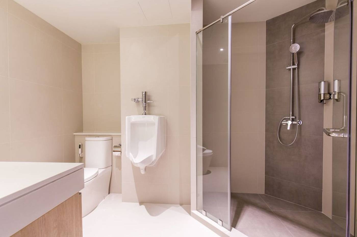 Cross-Vibe-Bangkok-Sukhumvit-Room-55