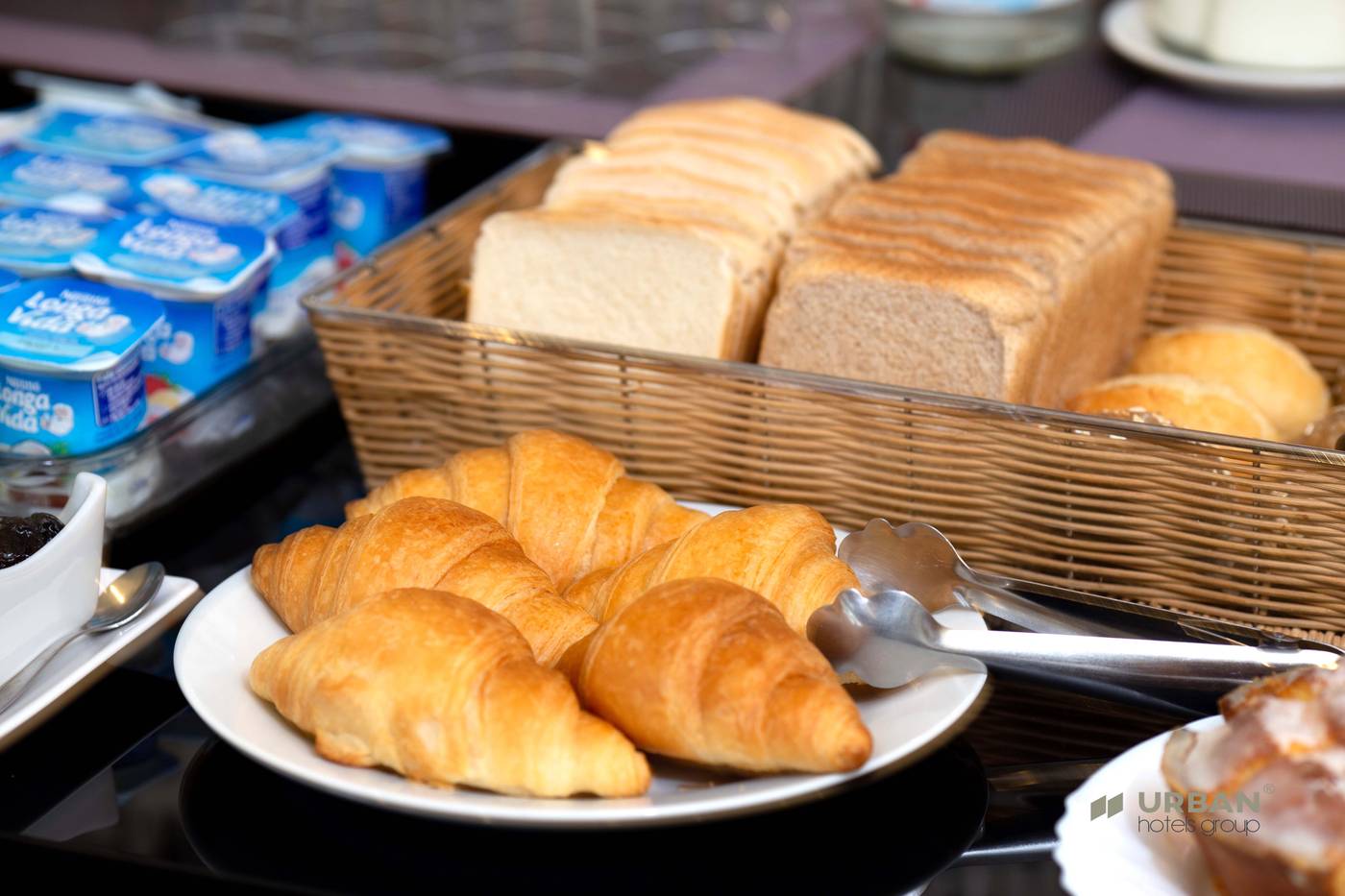 Hotel-Santa-Eulalia-Praia-Restaurant-48