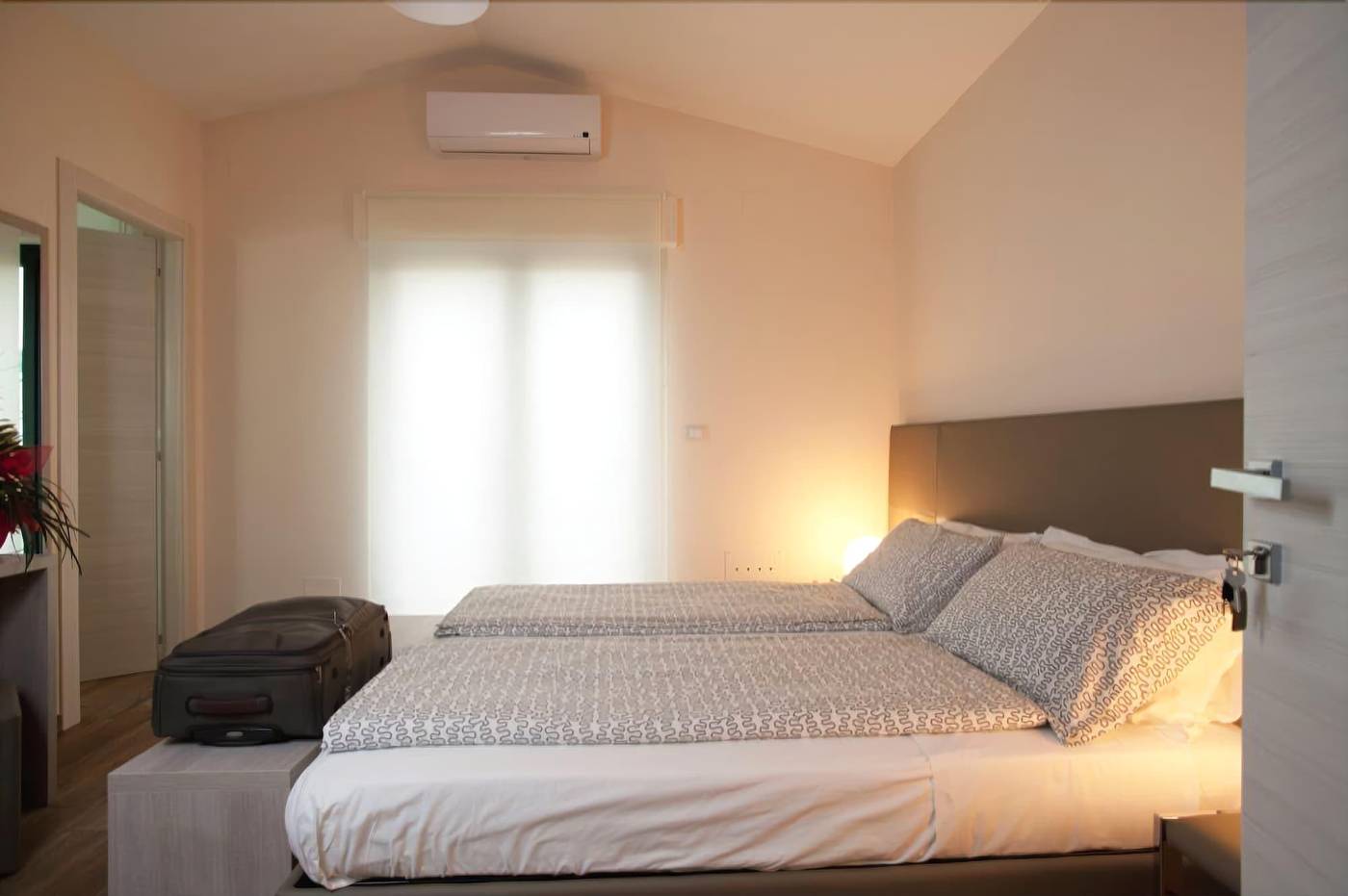 B-B-Raffaello-a-Mare-Room-14