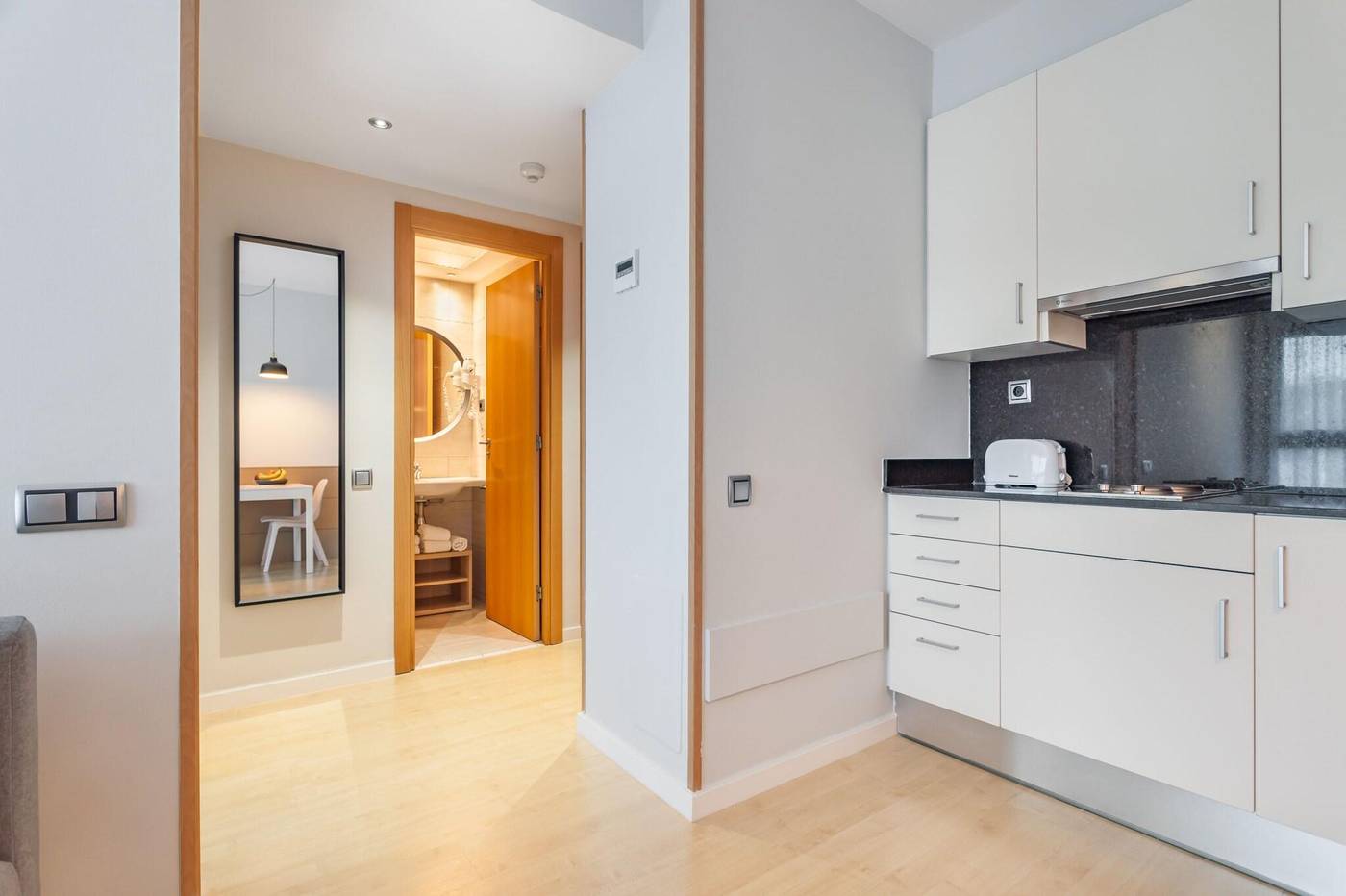 Royal-Marina-Gardens-Room-36