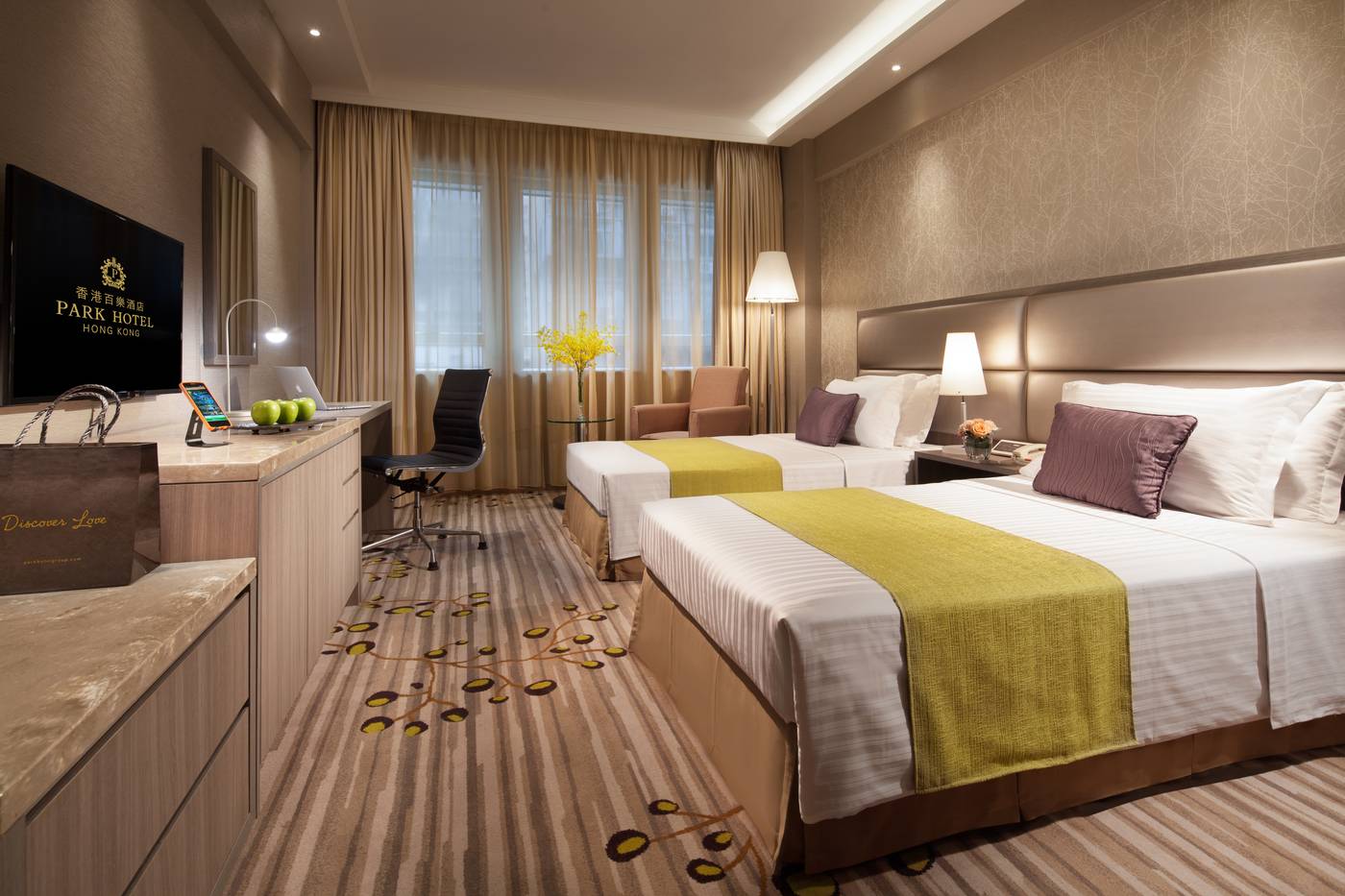 Park-Hotel-Hong-Kong-Room-11