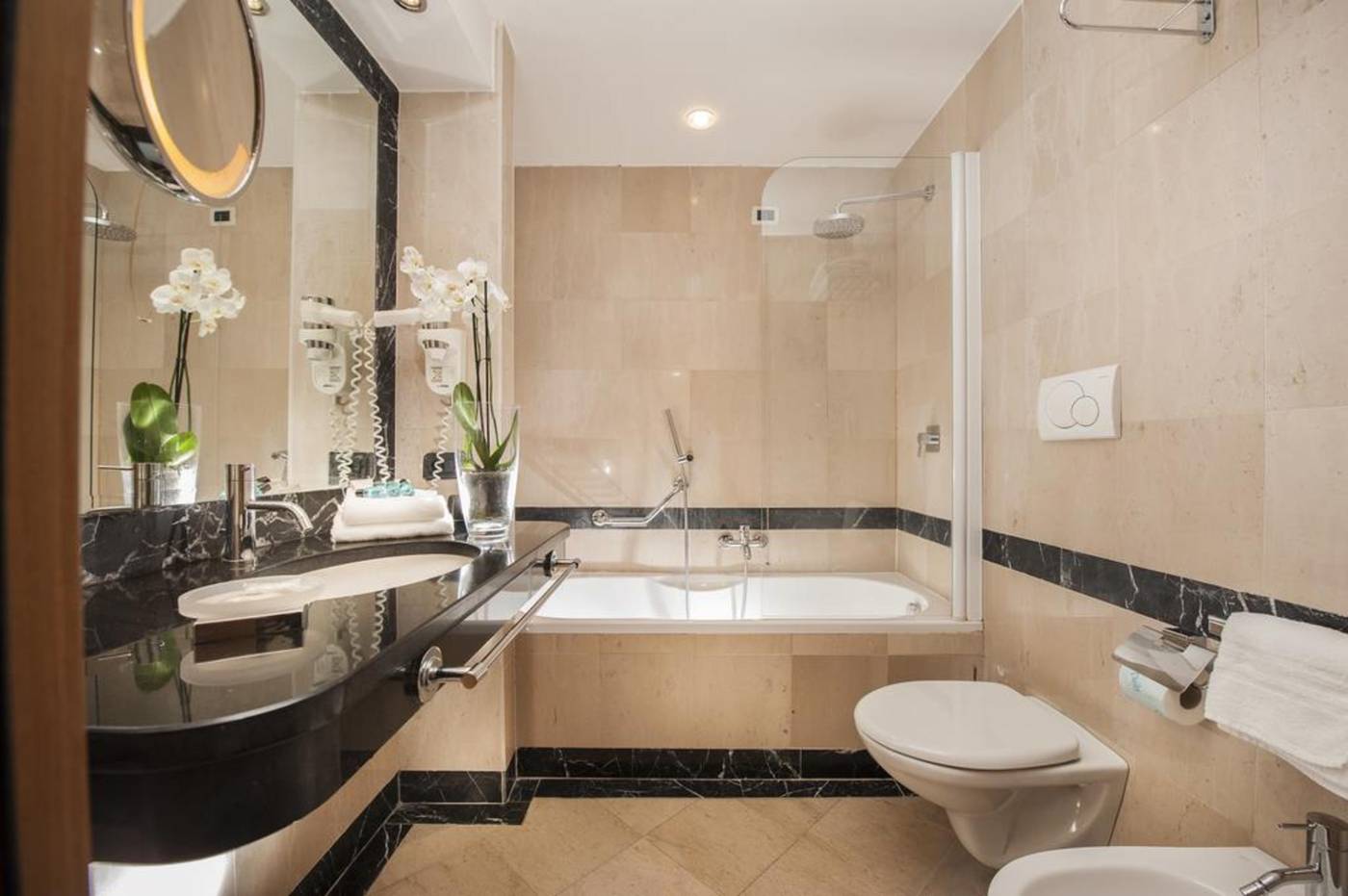 Cardinal-Hotel-St-Peter-Rome-Room-25