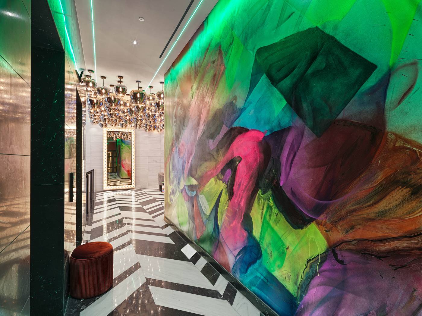 NYX-Esperia-Palace-Athens-by-Leonardo-Hotels-Lobby-19