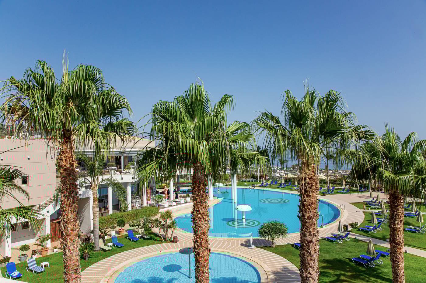 Royal-Heights-Resort-Pool-8
