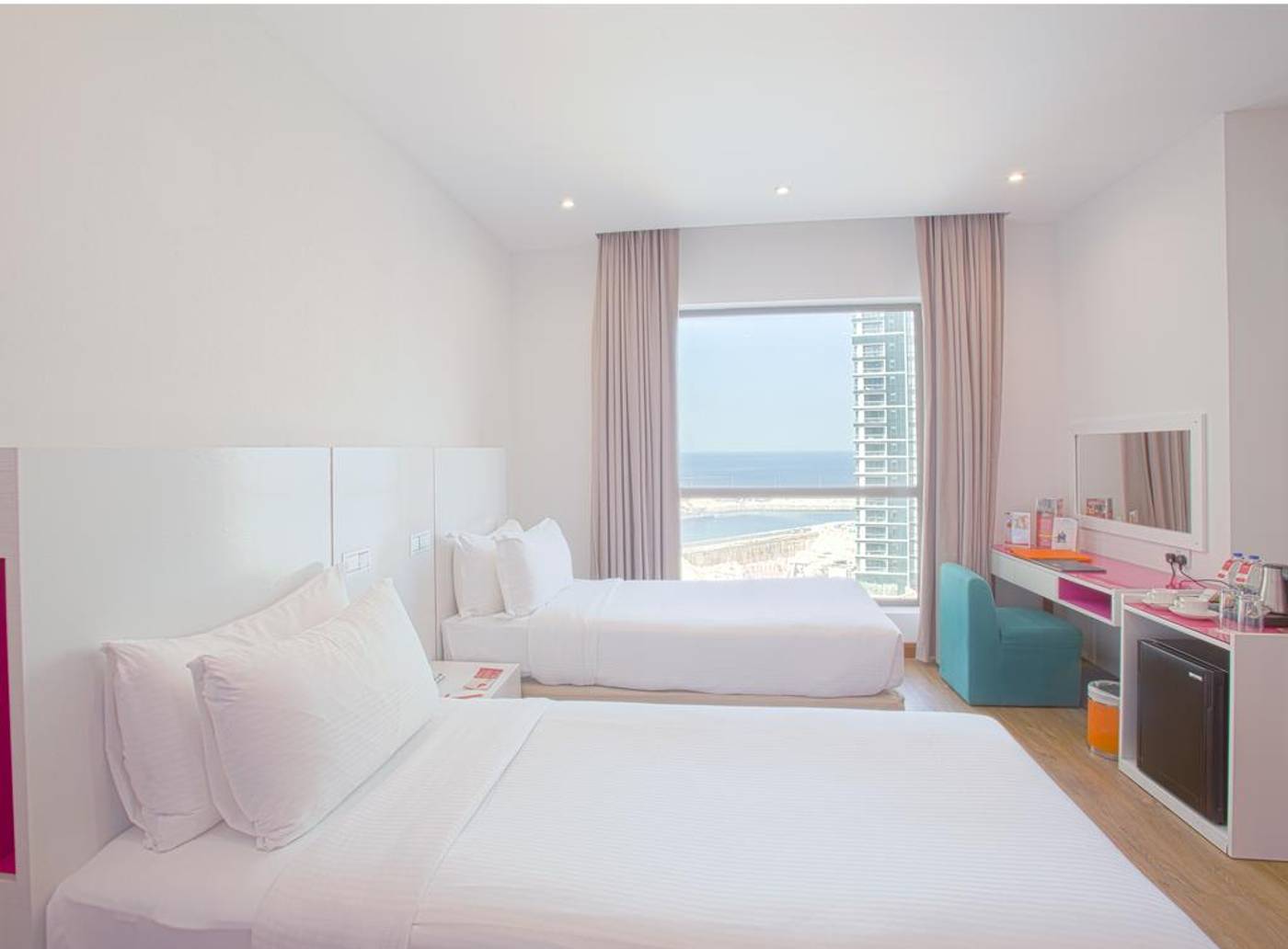 Ramada Hotel & Suites by Wyndham Dubai JBR