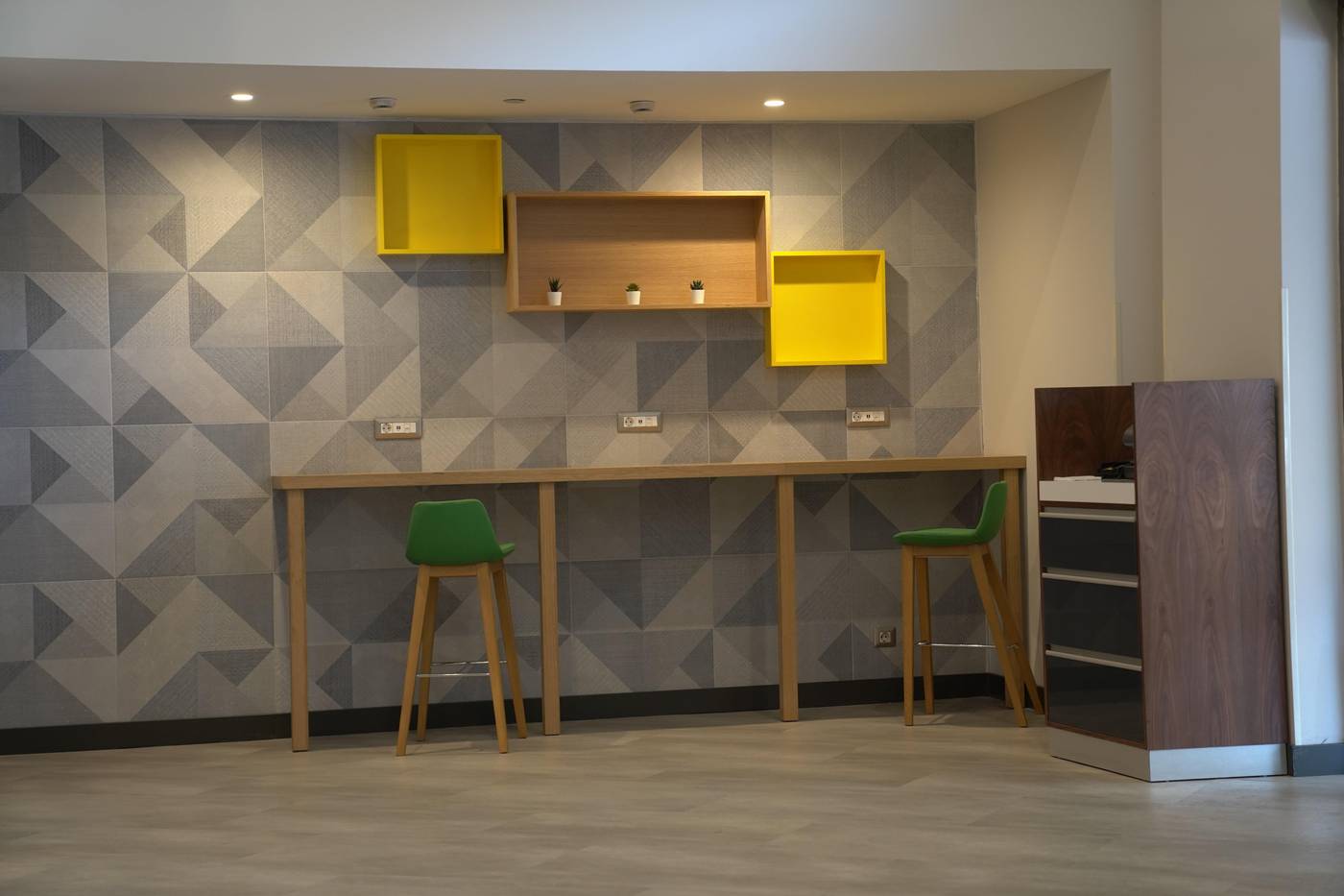 Holiday-Inn-Sisli-General-view-18