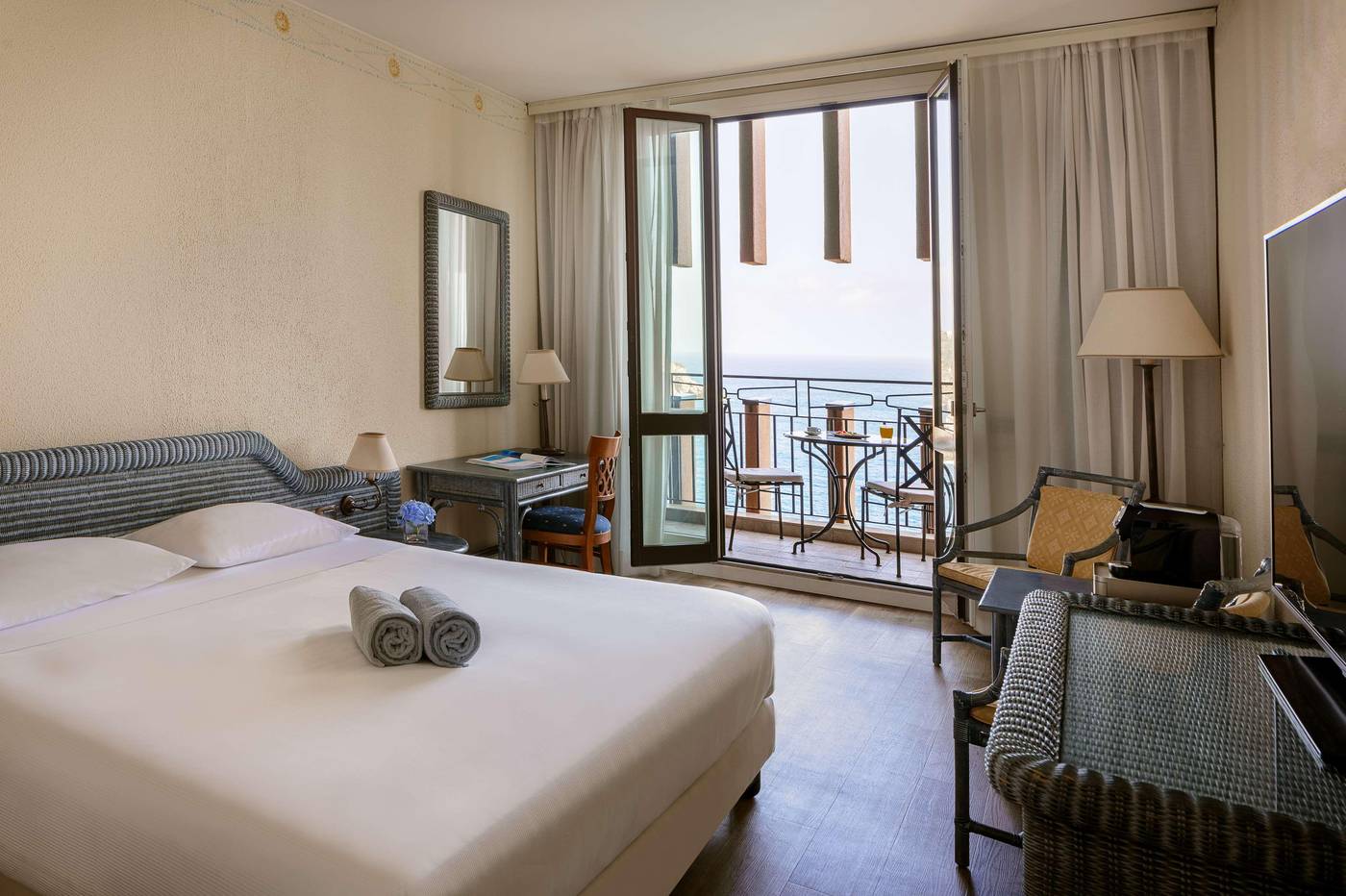 Unahotels-Capotaormina-Room-21