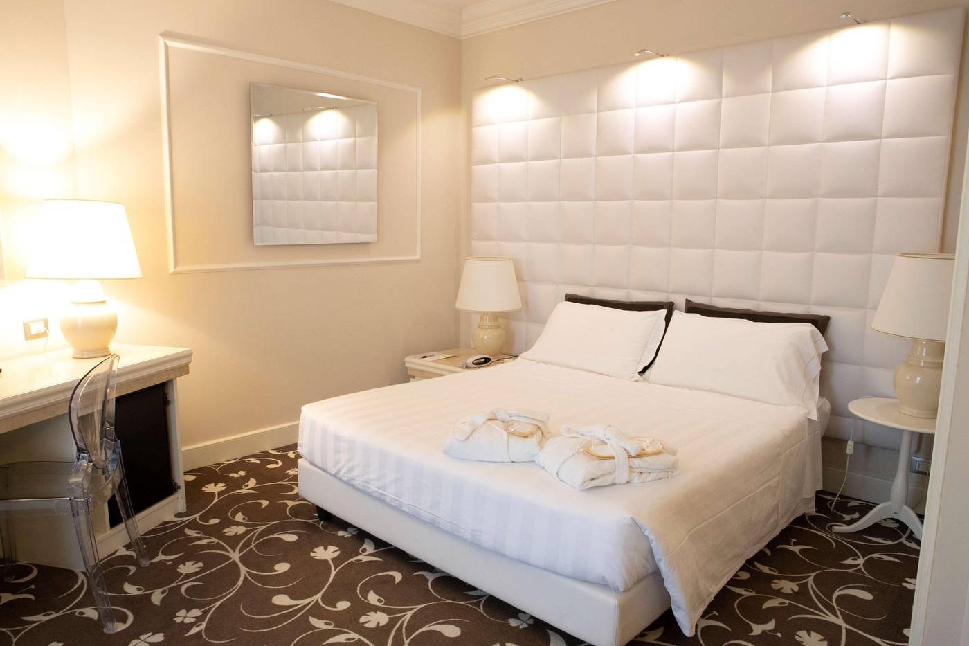 Etrusco-Arezzo-Hotel--Sure-Hotel-Collection-by-Best-Western-Room-18