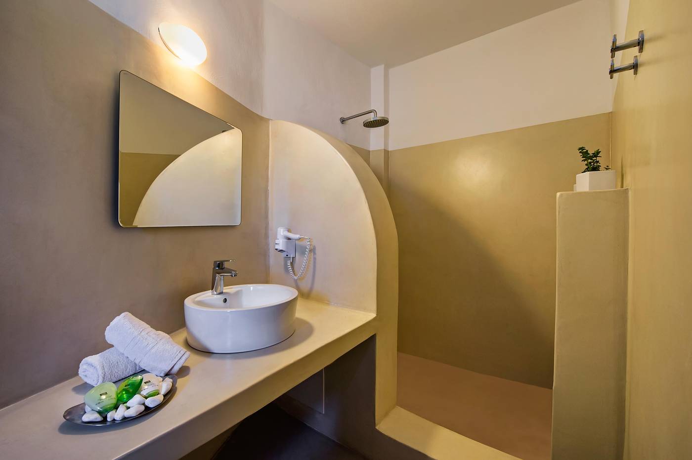 Apanemo-Hotel-Room-37