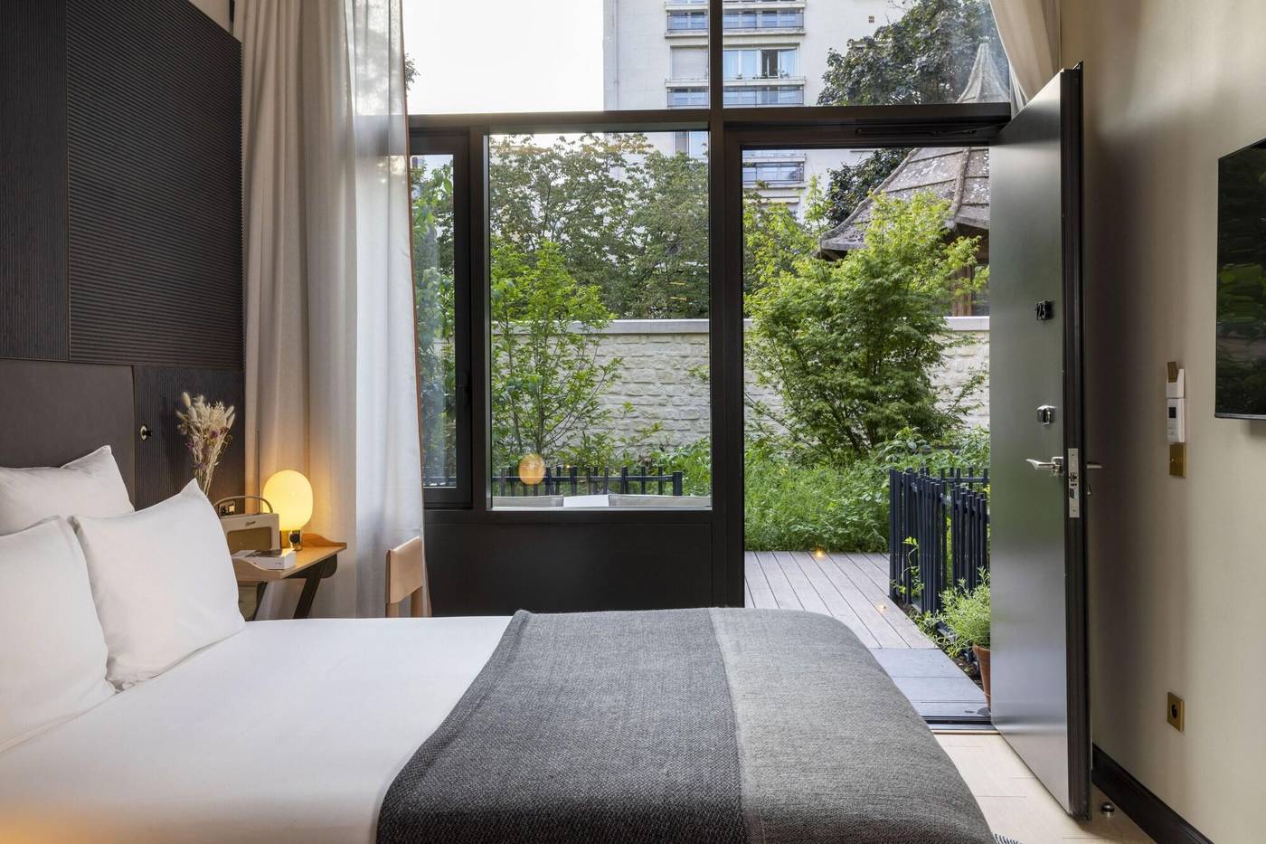 Quinzerie-Hotel---Tour-Eiffel-Room-64