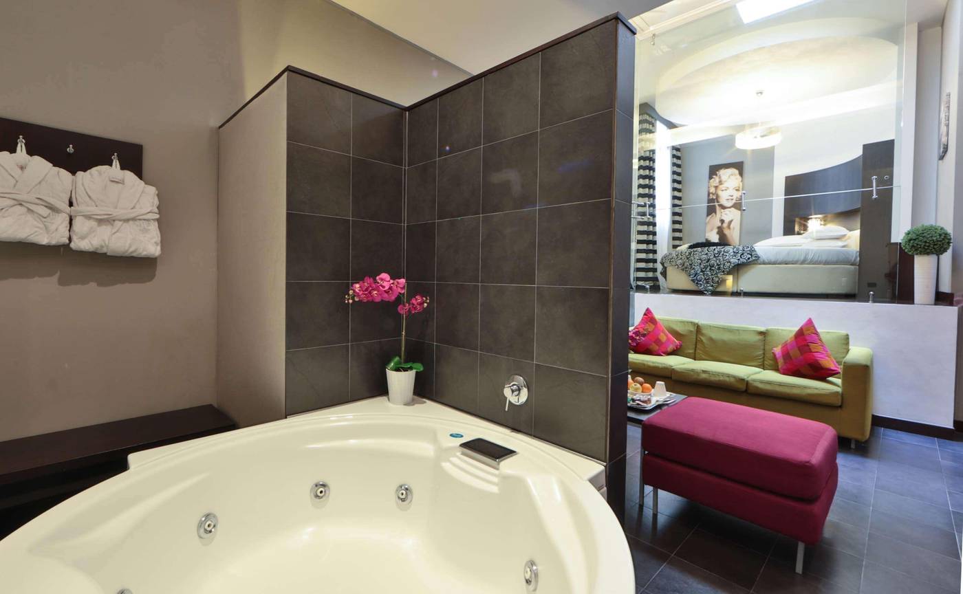 Best-Western-Cinemusic-Hotel-Room-47