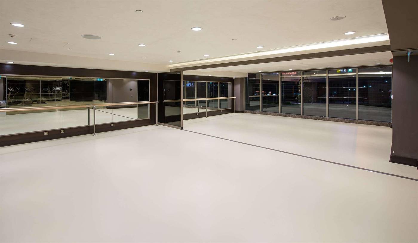 Hilton-Istanbul-Kozyatagi-Sports-and-Entertainment-66