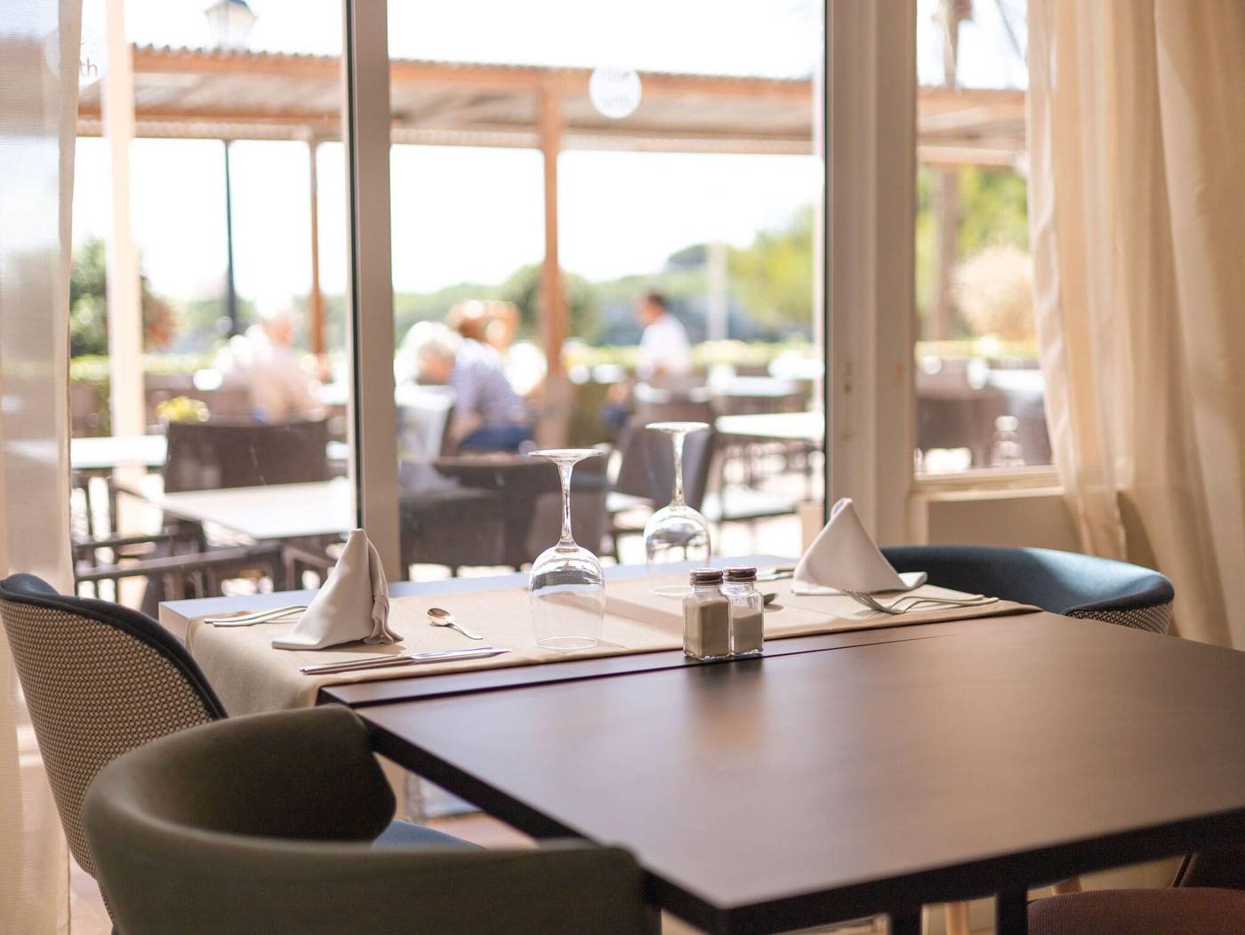 Seth-Port-Mahon-Restaurant-61