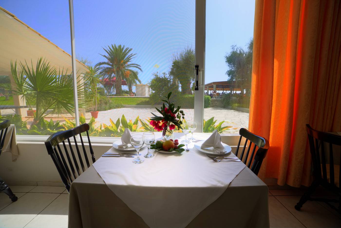 Elea-Beach-Restaurant-19