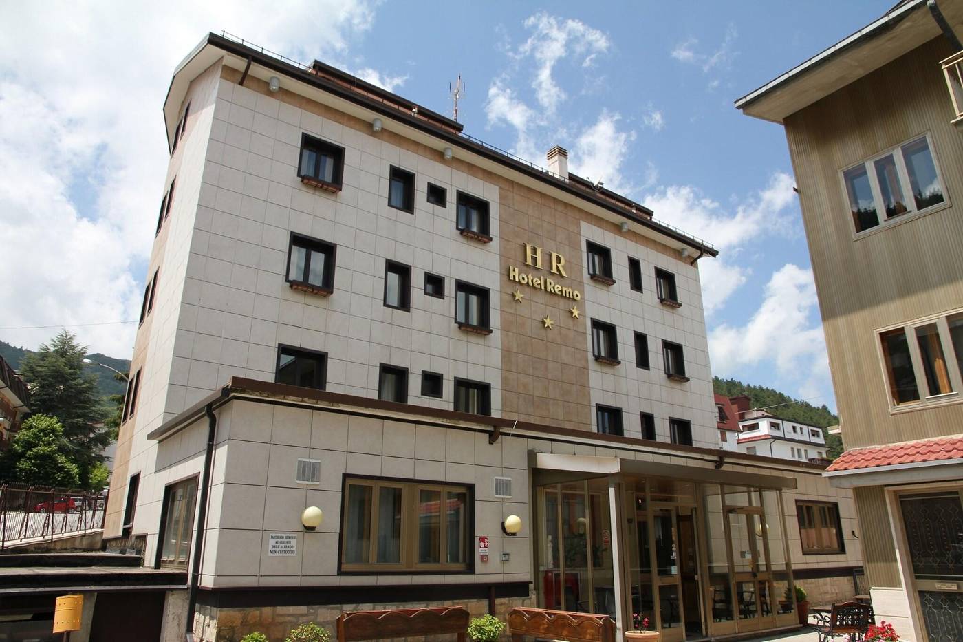 Hotel Da Remo-Italy-ROCCARASO-General view-7