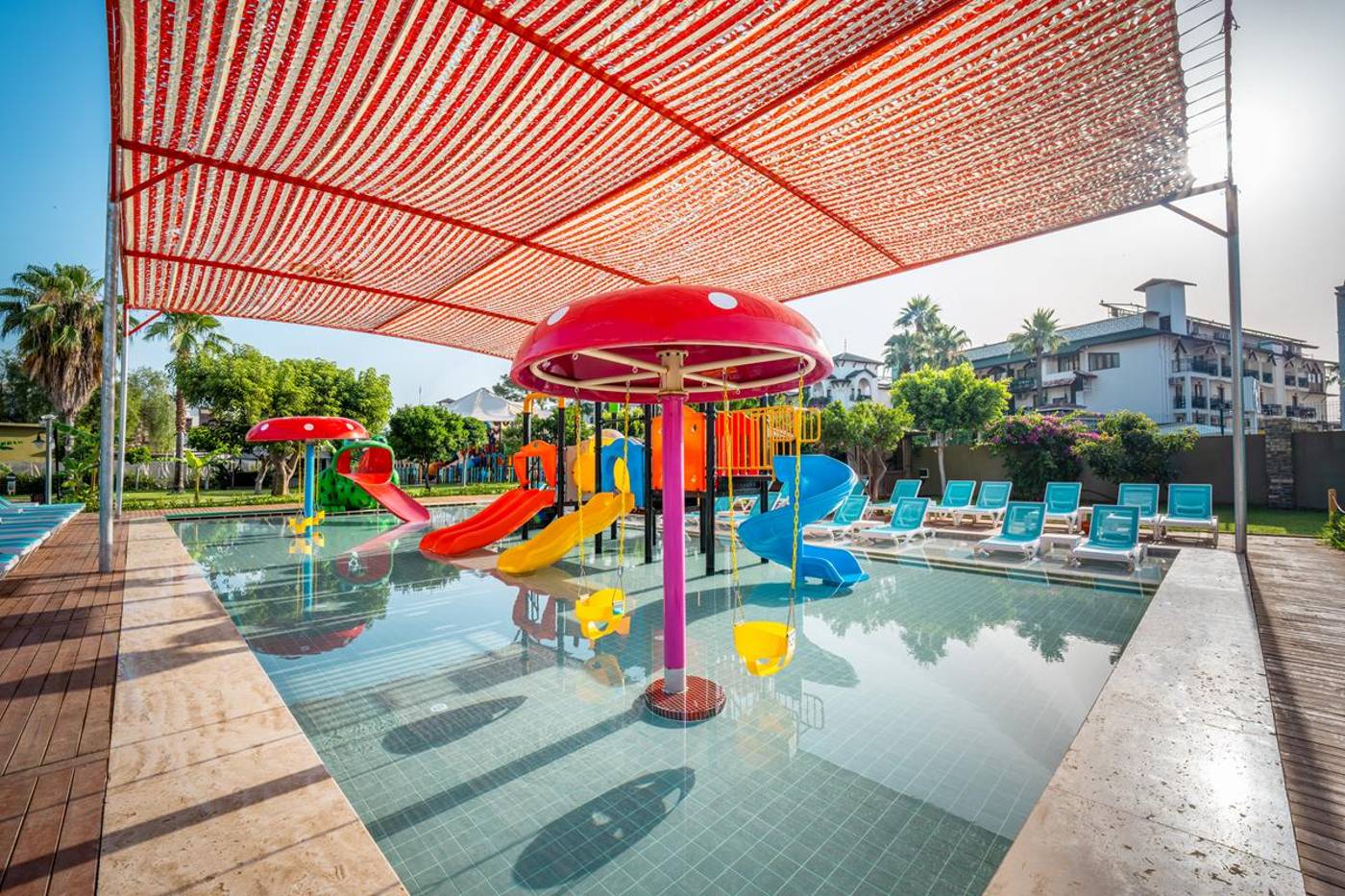 21.10.2025 dosinia_luxury_resort_kids pool