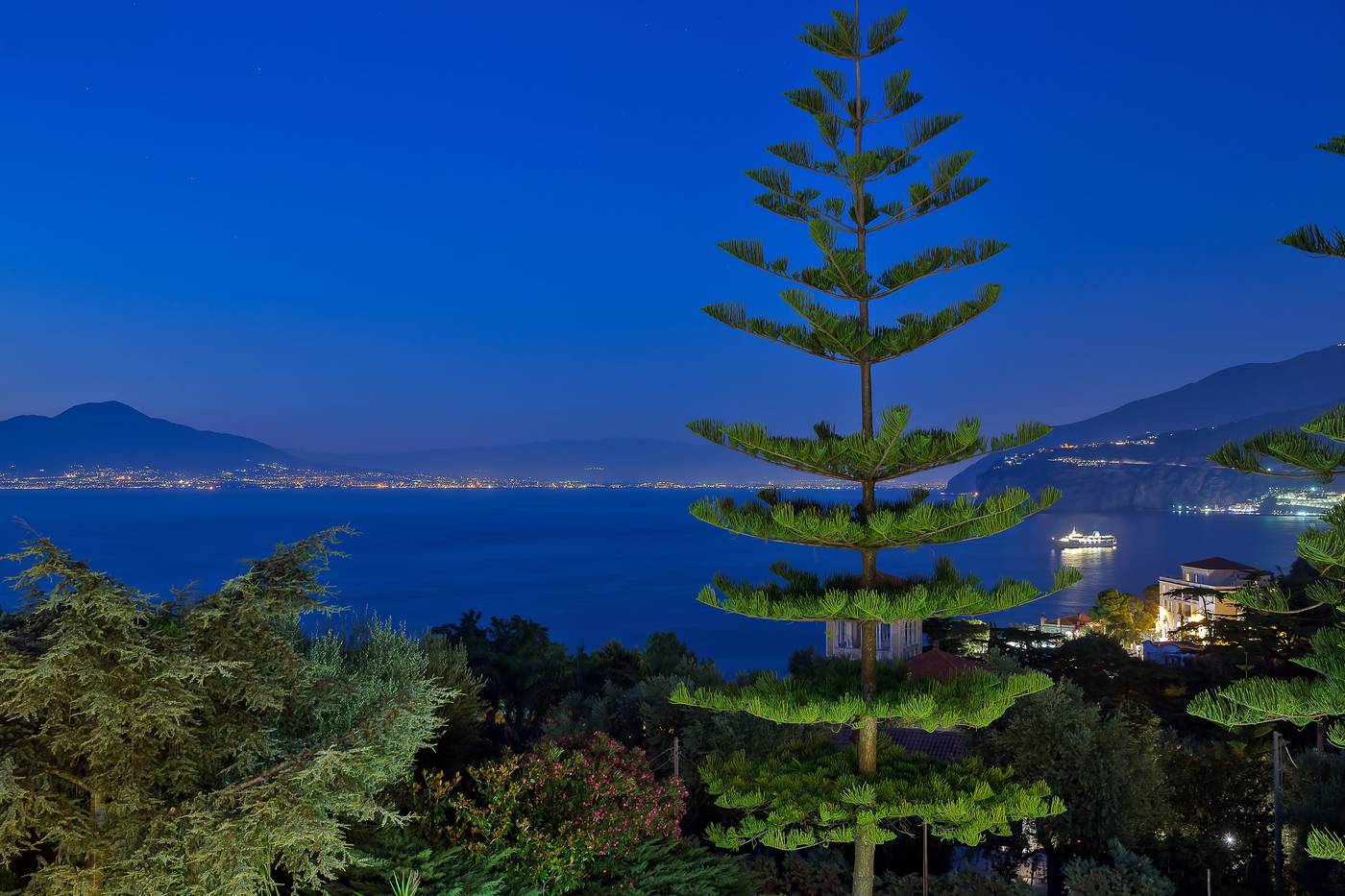 Grand-Hotel-Vesuvio-General-view-41