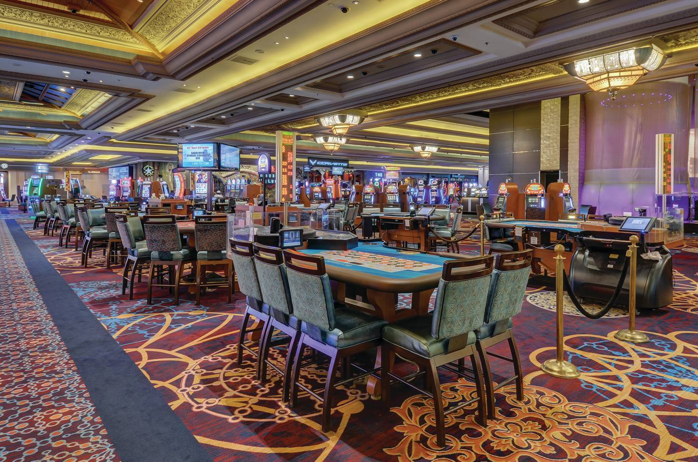 Mandalay-Bay-Hotel---Casino-Sports-and-Entertainment-27