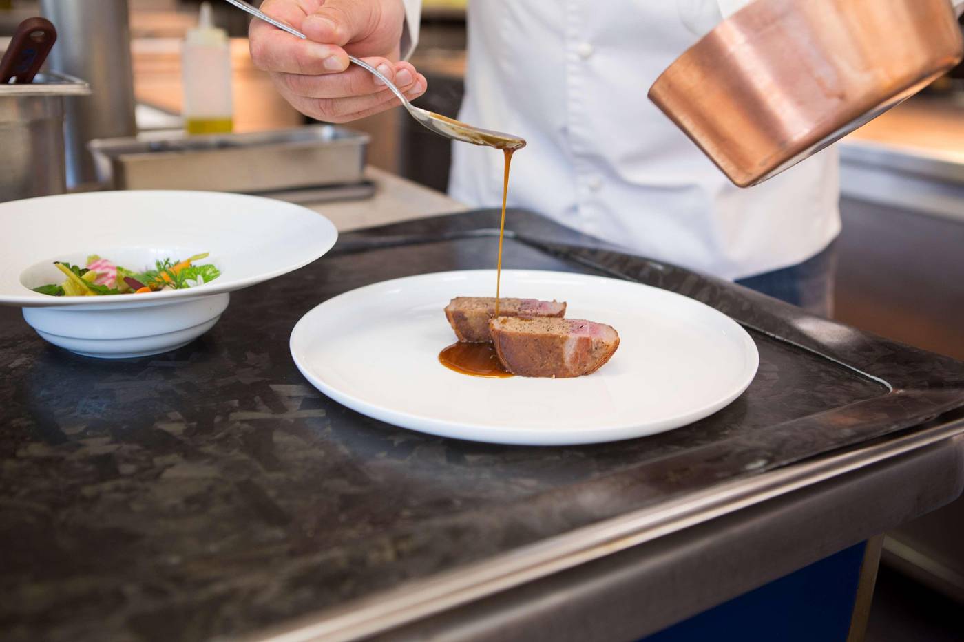 Waldorf-Astoria-Versailles---Trianon-Palace-Restaurant-67