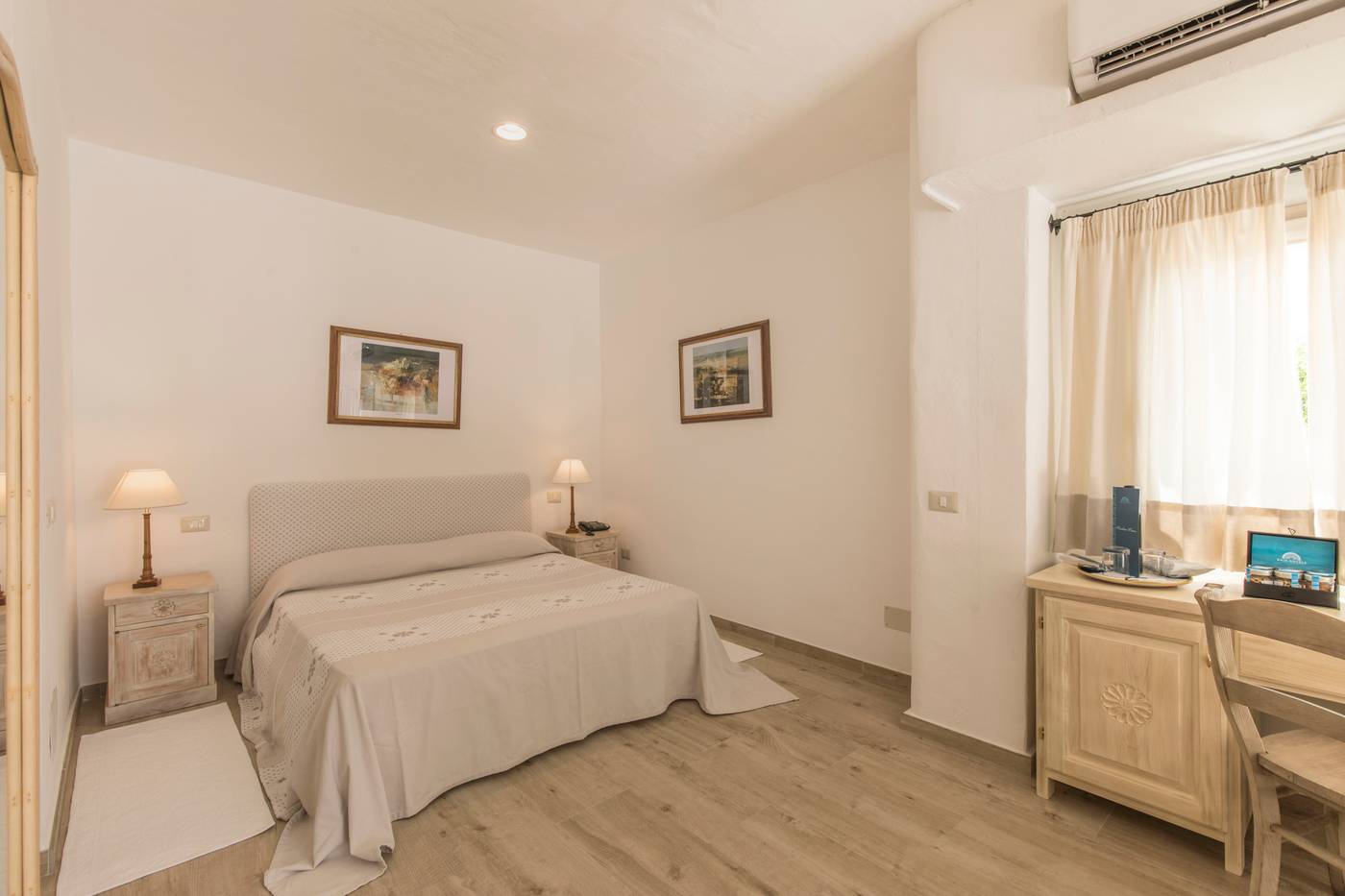 Grand-Relais-dei-Nuraghi-Room-35