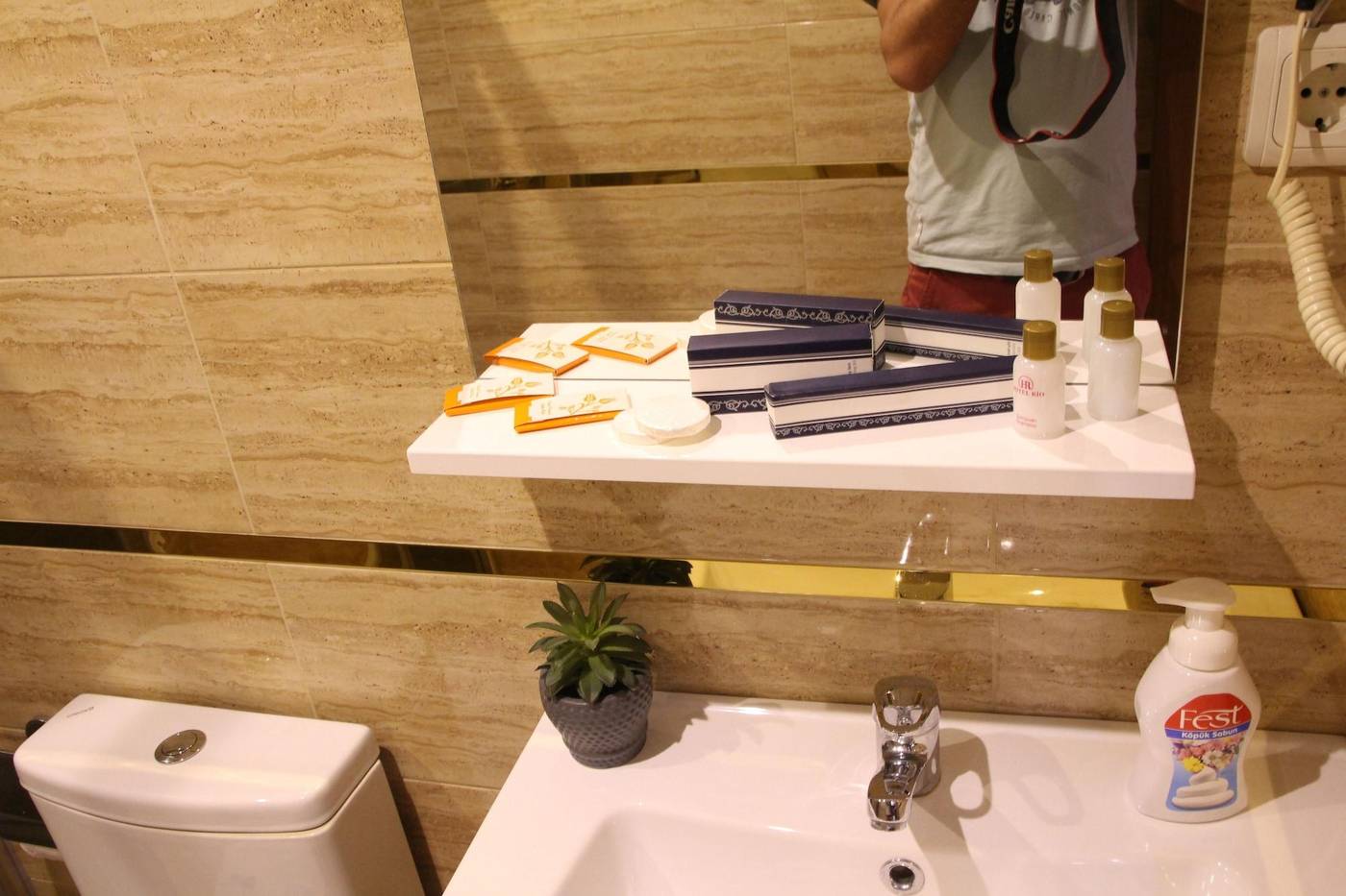 Hotel Rio-Turkey-ISTANBUL-Room-10