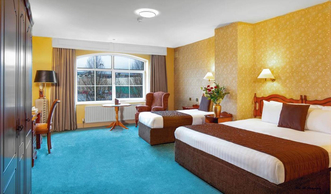 Brook Lodge Hotel-Ireland-KILLARNEY-Room-8