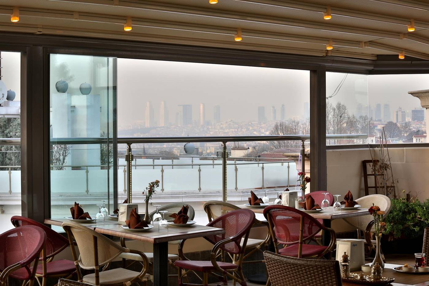 Hotel-Zurich-Istanbul-Restaurant-11