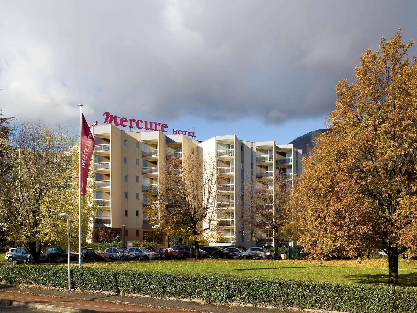 Hôtel Mercure Grenoble Meylan-France-MEYLAN-General view-2