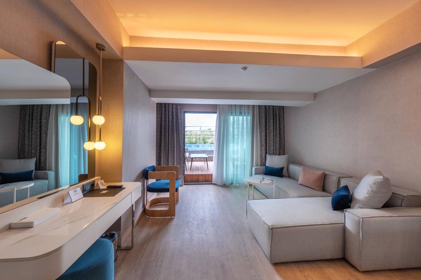 Nashira-Resort-Hotel---Aqua-Spa-Room-34