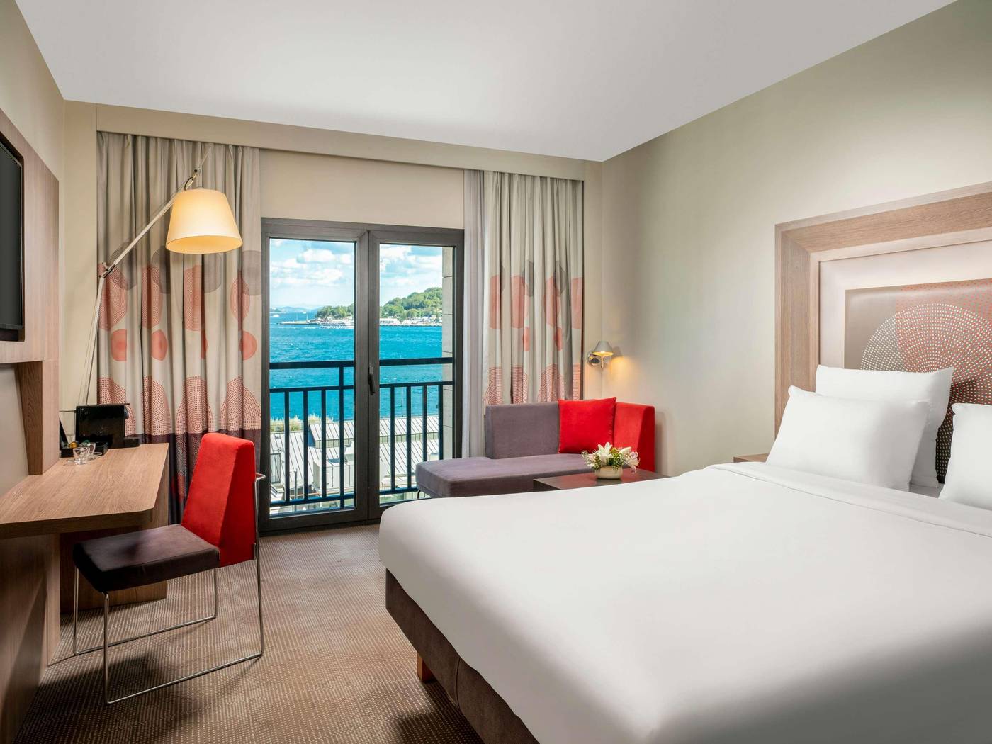 Novotel-Istanbul-Bosphorus-Room-11