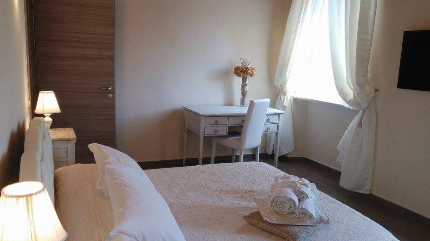 B-B-La-Bella-Lucca-Room-21