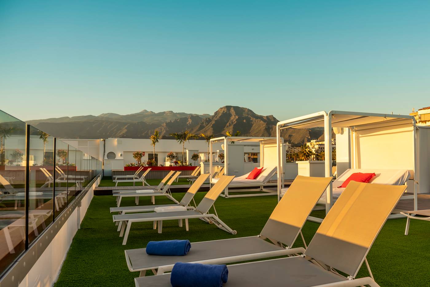 Alexandre-Hotel-La-Siesta-Terrace-60