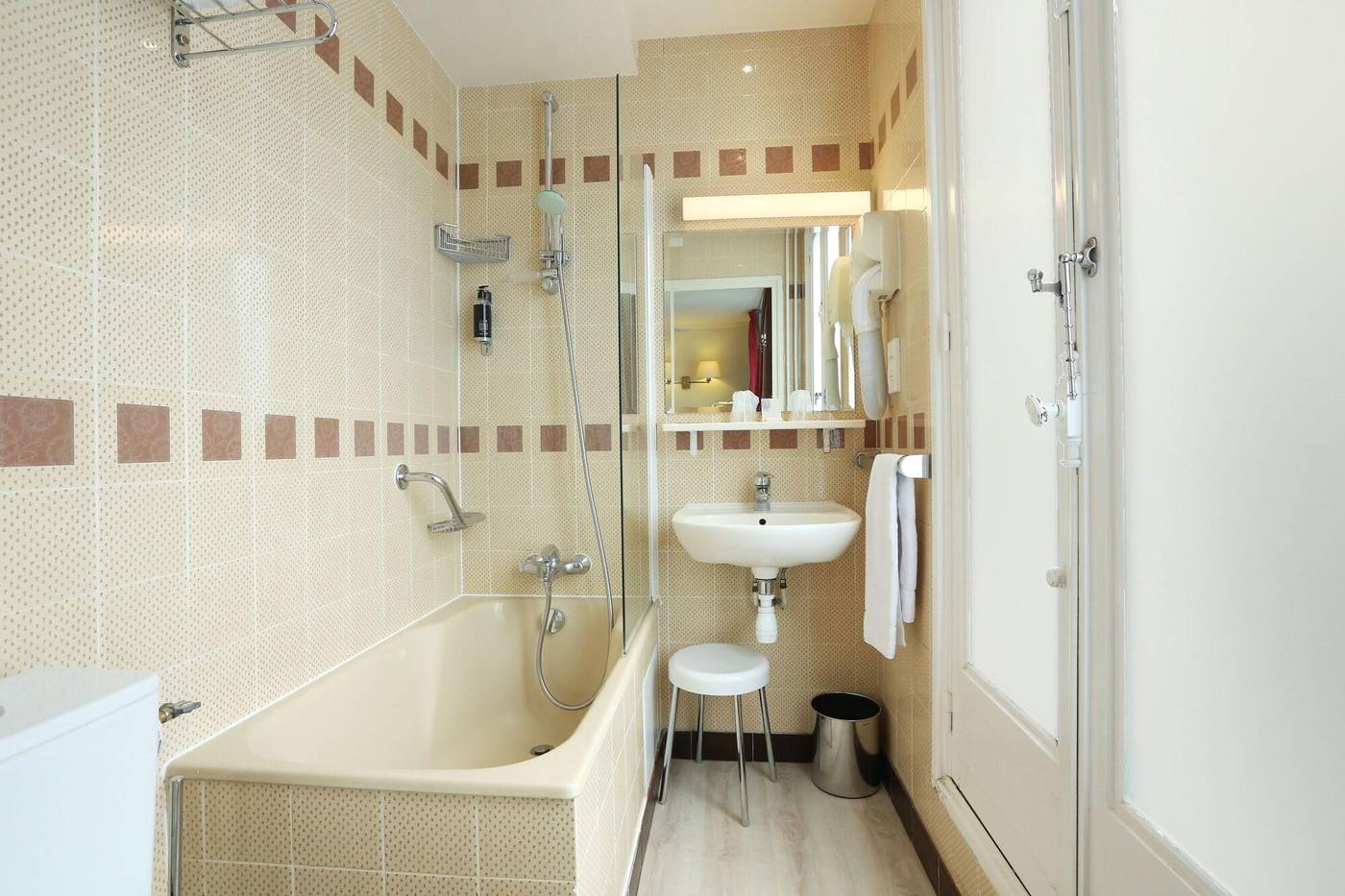 Hotel-du-College-de-France-Room-19