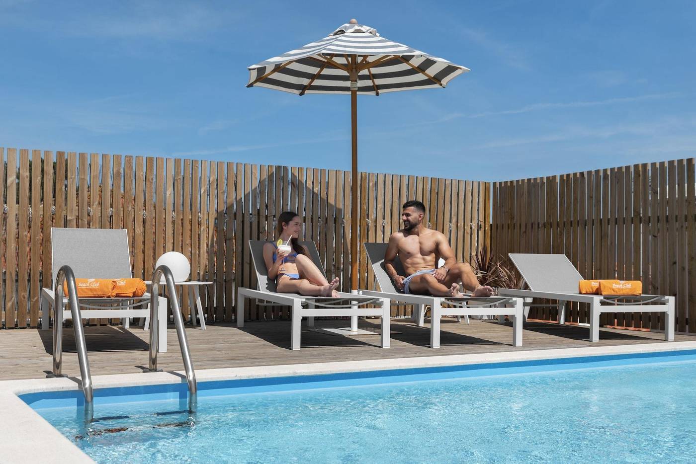 Lazy-Days---Adults-Only---Duna-Parque-Group-Terrace-25