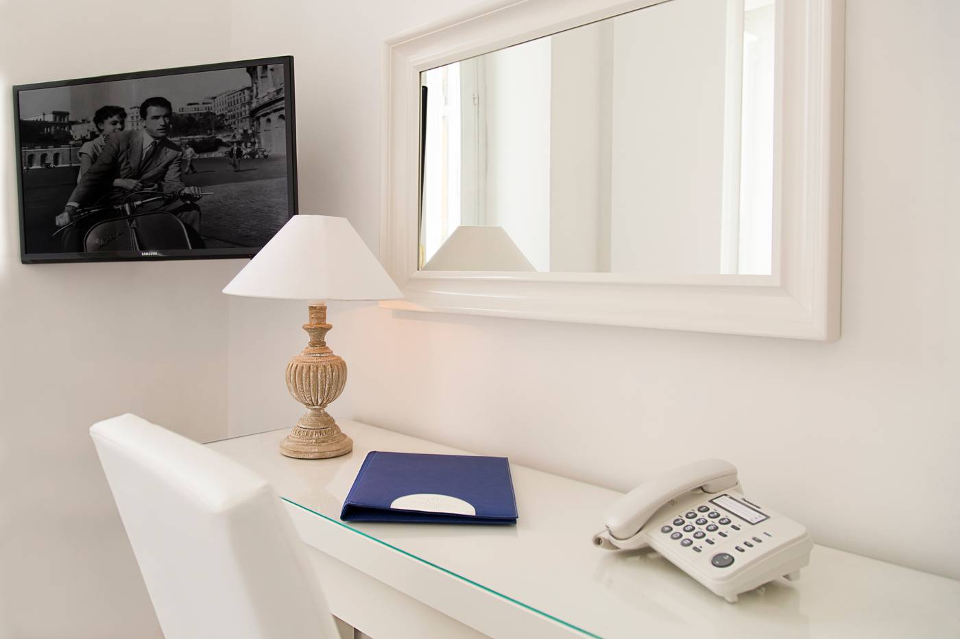 Hotel-Crawford-Room-20