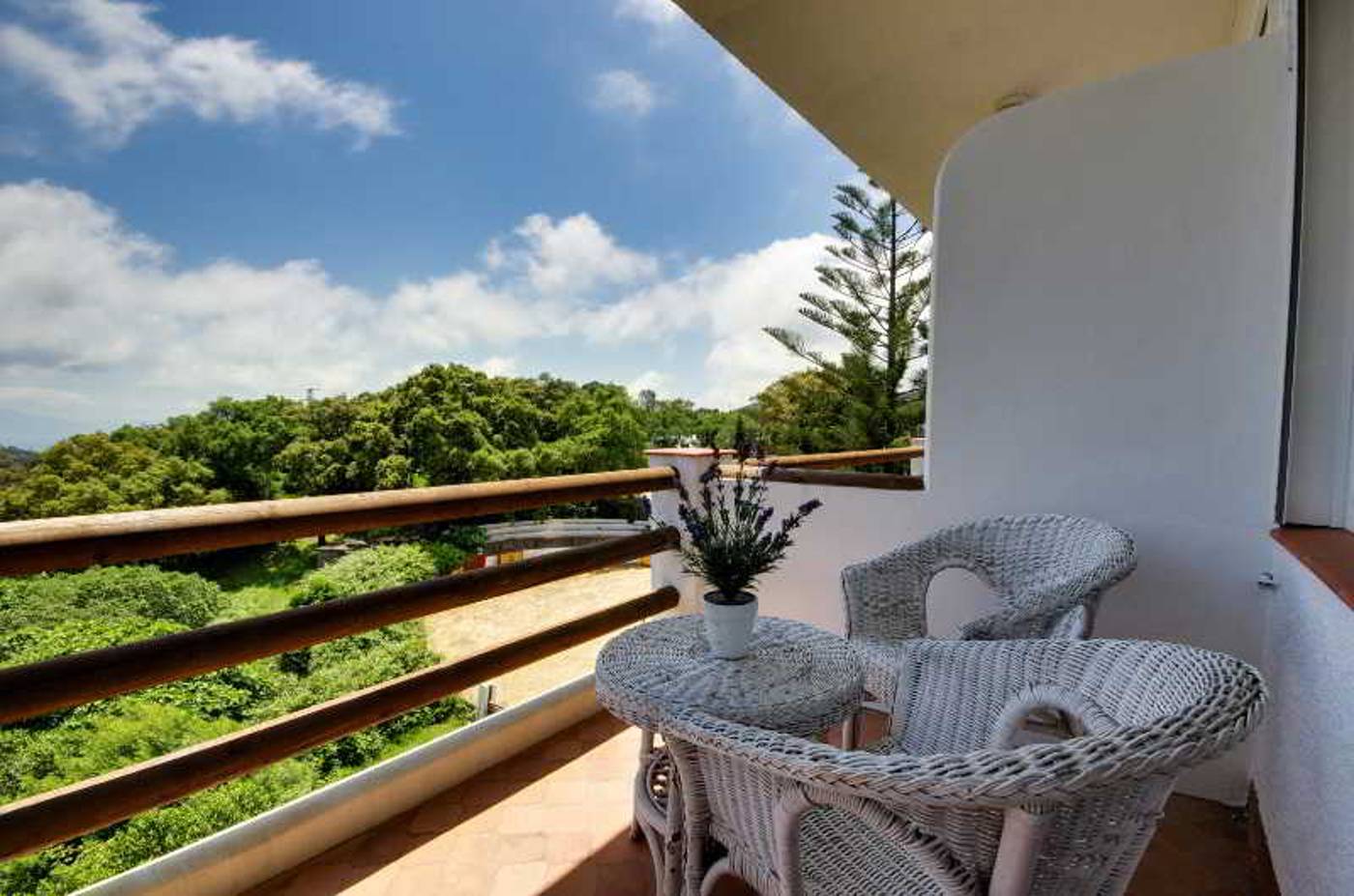 Meson-de-Sancho-Room-31